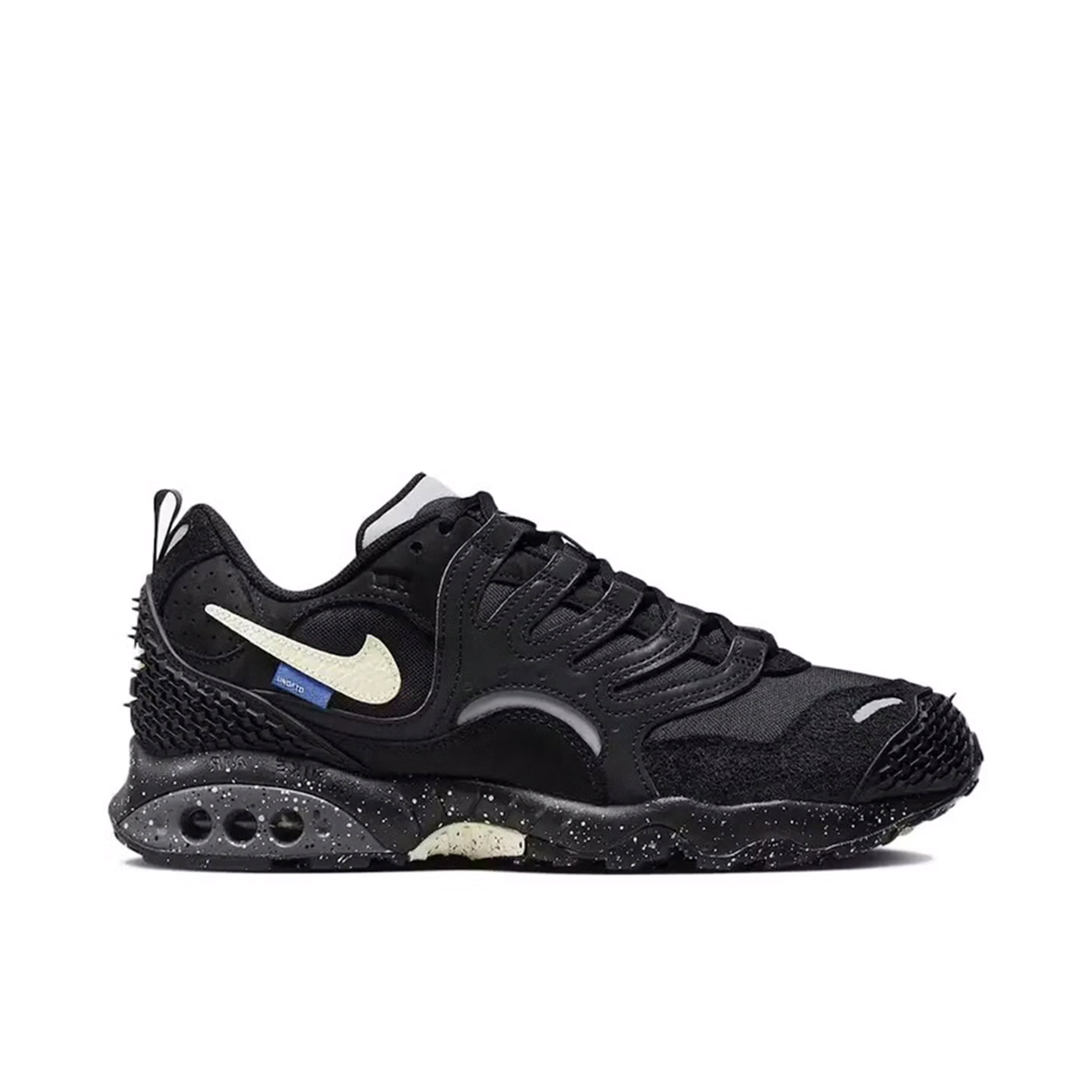 Nike Air Terra Humara Undefeated
