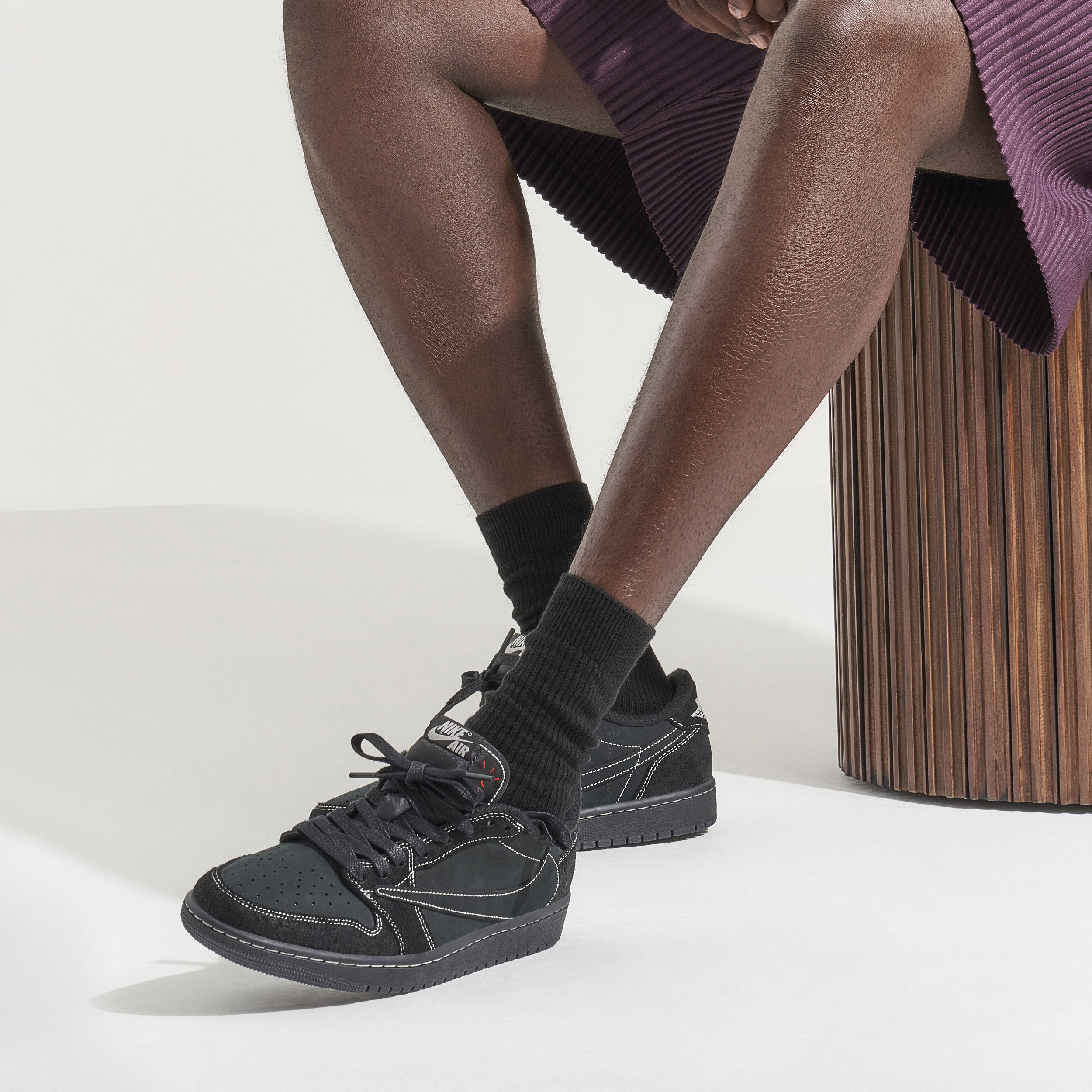 Air Jordan 1 Retro Low OG SP x Travis Scott Black Phantom | DM7866