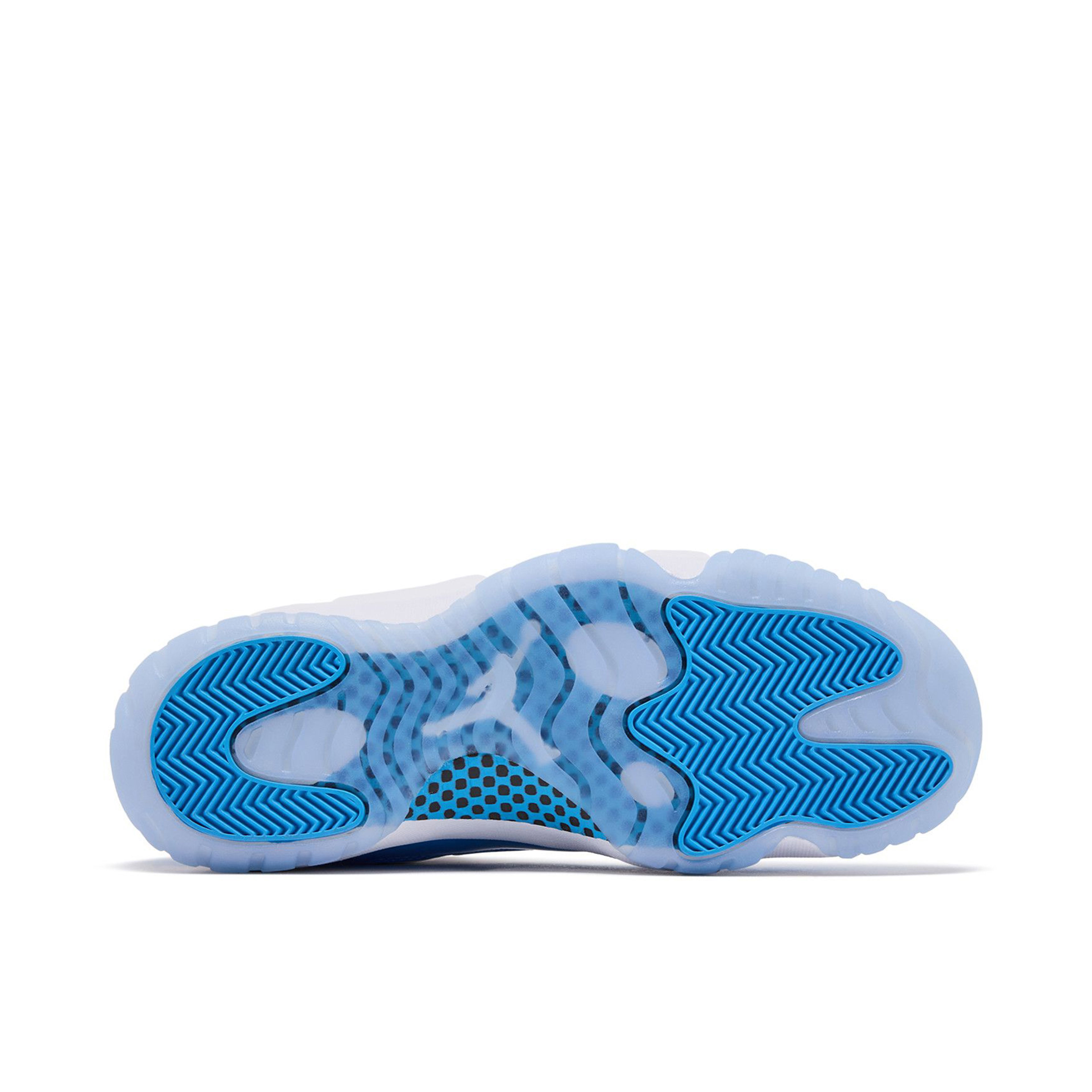 Air Jordan 11 Retro Low University Blue (2026)