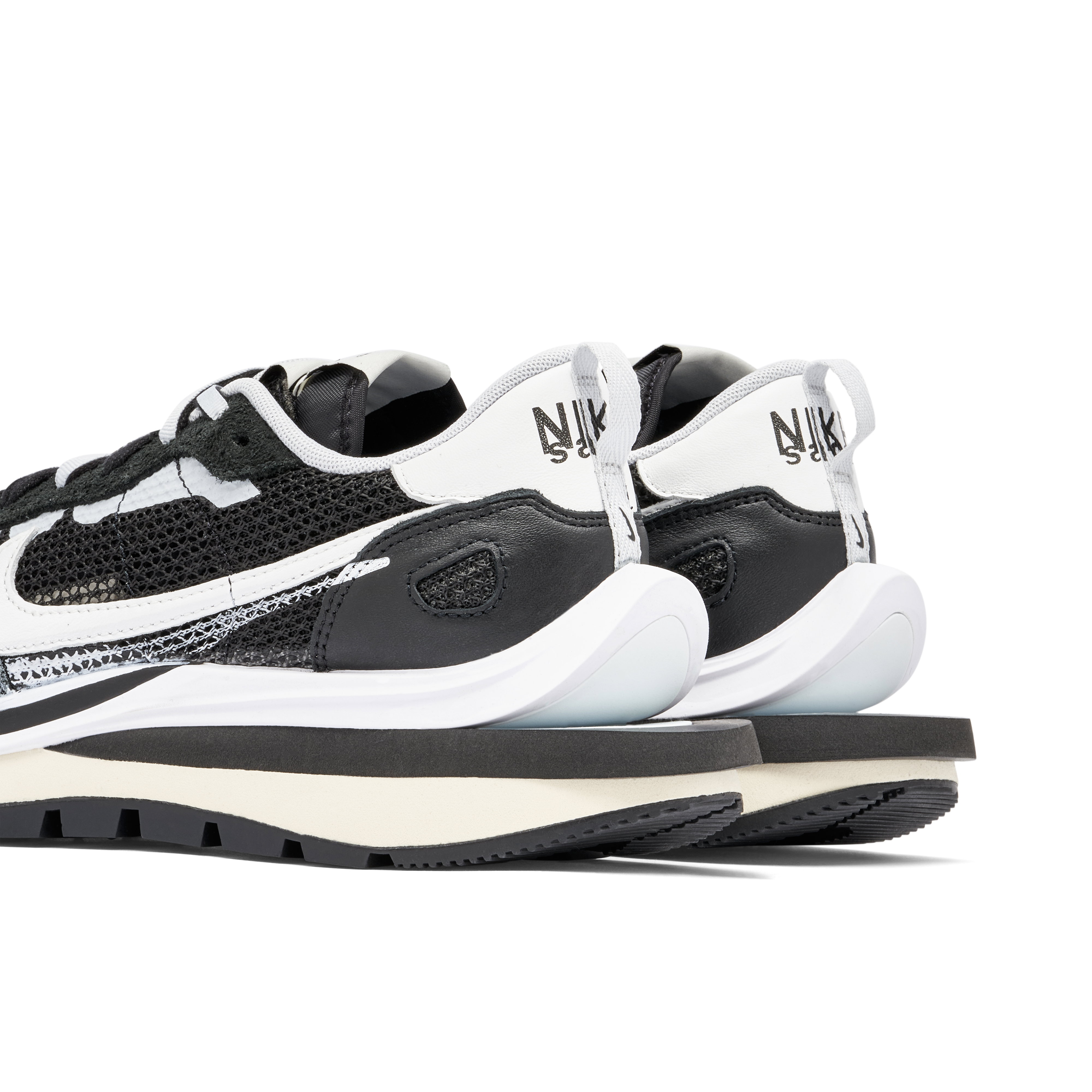 靴/バッグ NIKE sacai Vapor waffle Black White ナイキ×サカイNIKE×sacai VAPORWAFFLE ヴェイパーワッフルスニーカー