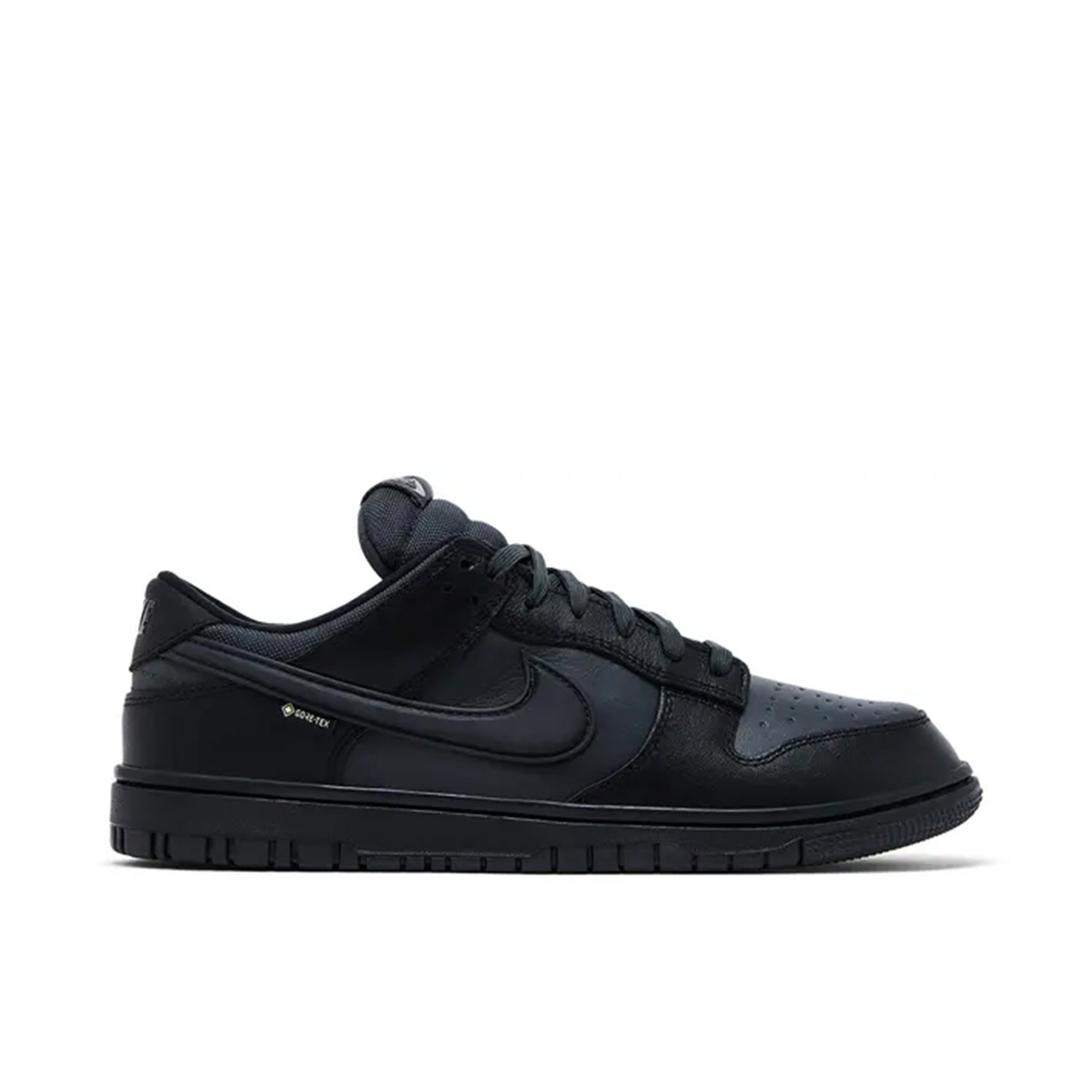 Nike Dunk Low Gore-Tex Triple Black