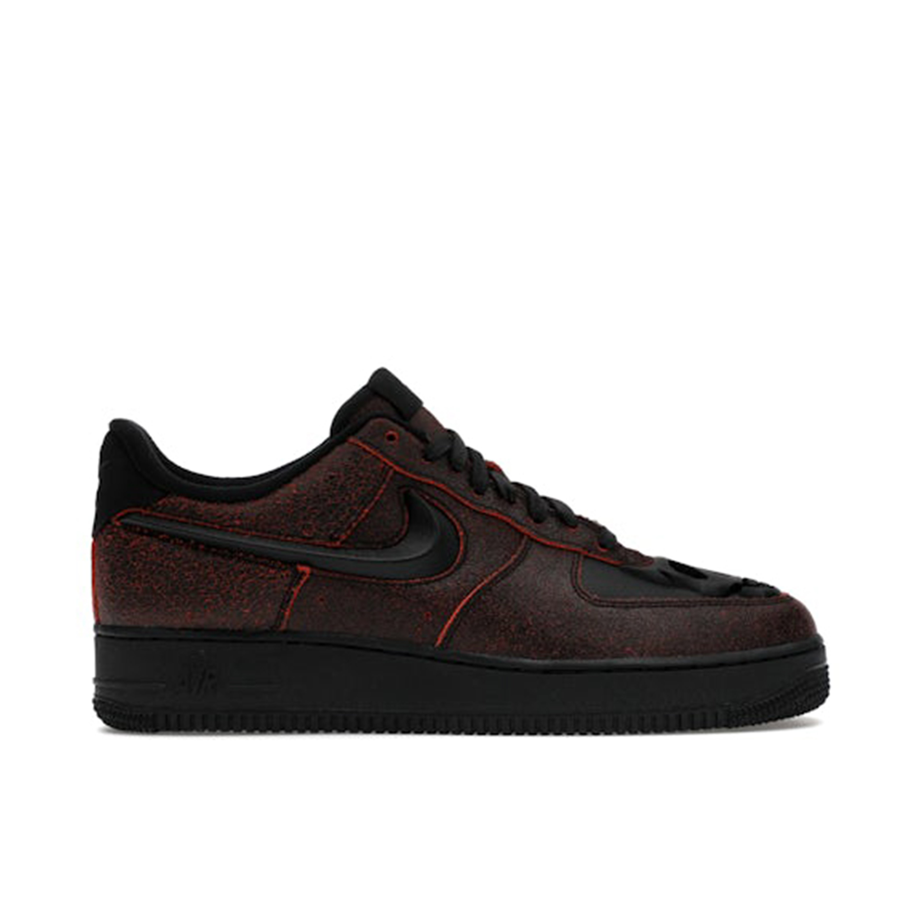Nike Air Force 1 Low Retro QS Halloween Skull