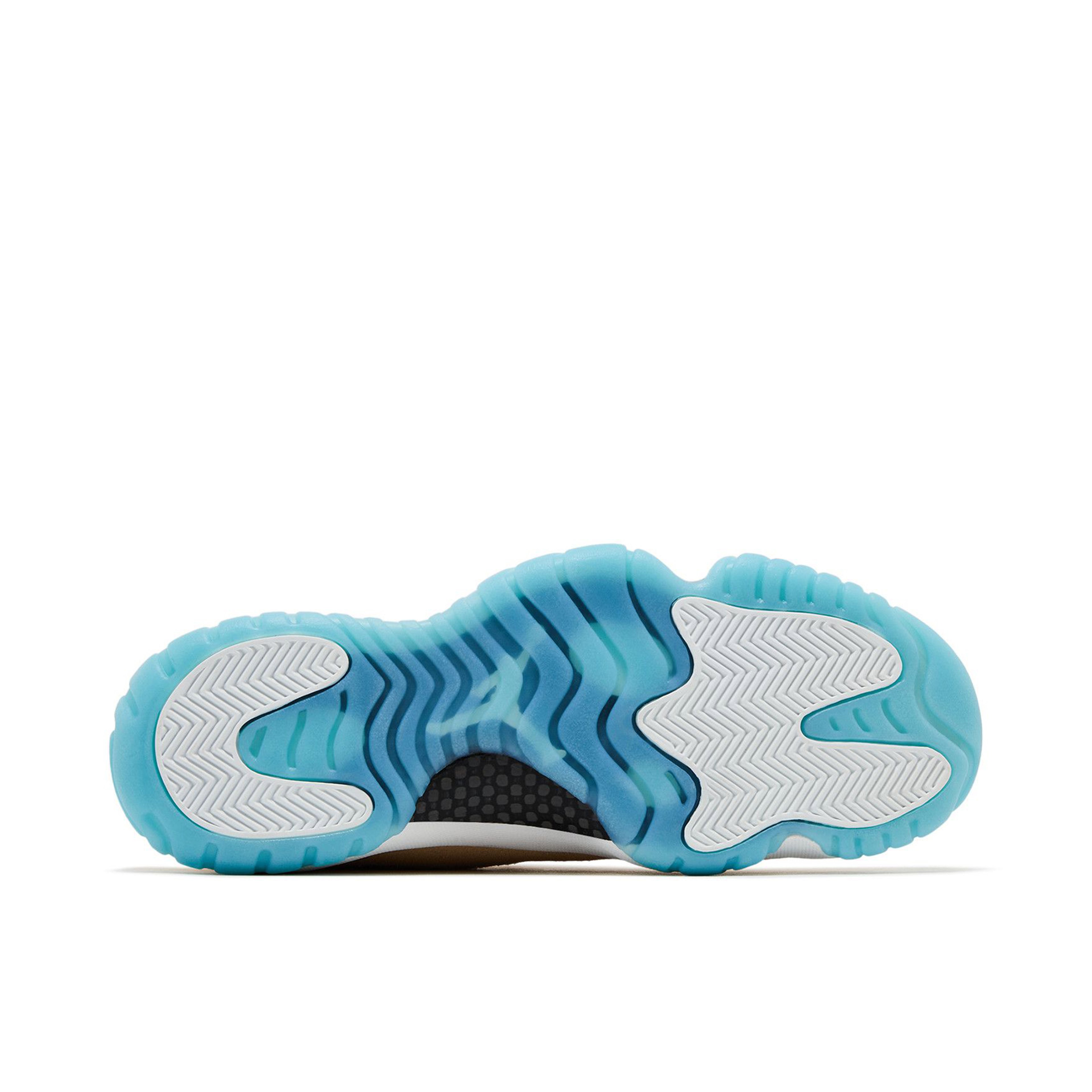 Air Jordan 11 Retro Canvas Football Blue