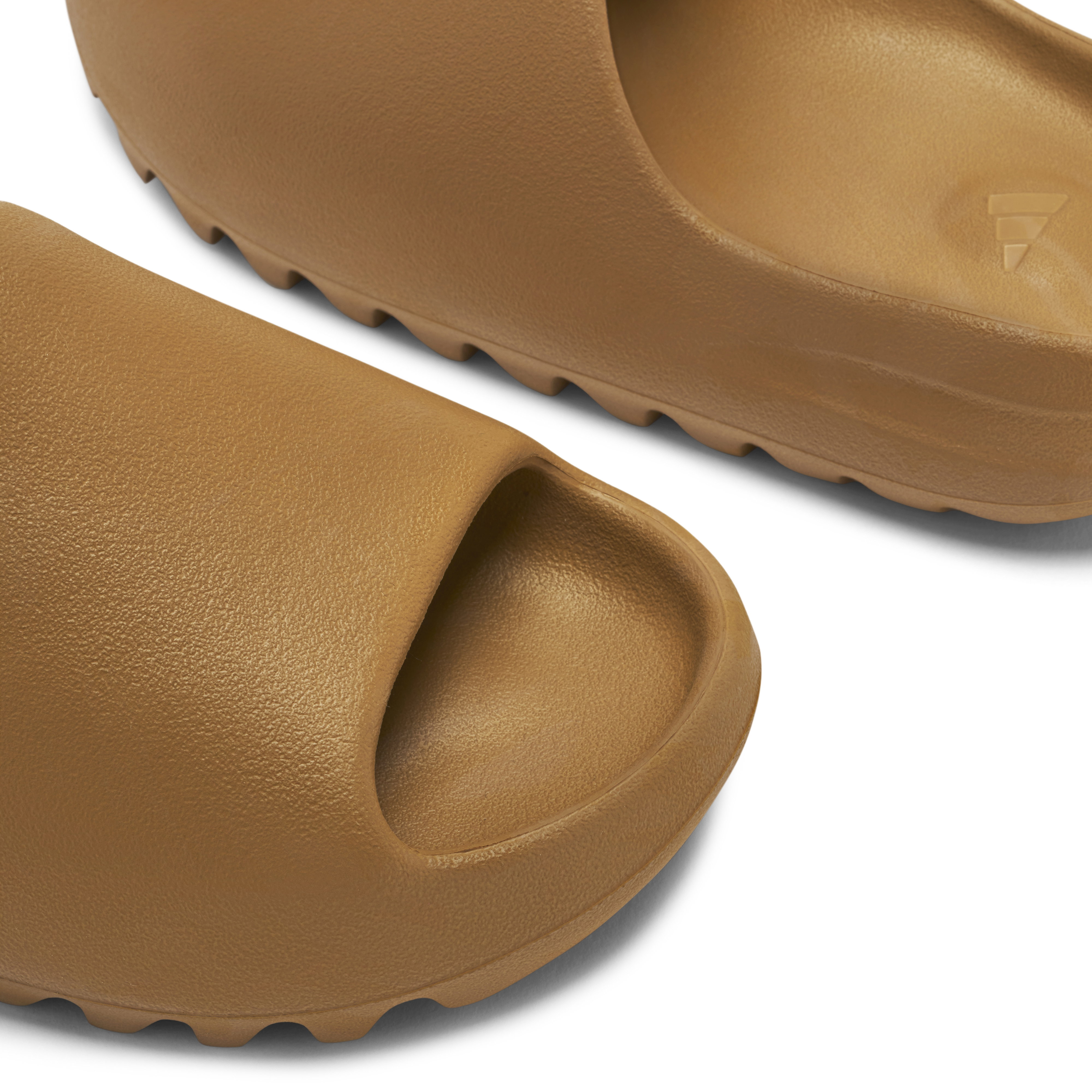 Yeezy Slide Ochre | GW1931 | Laced