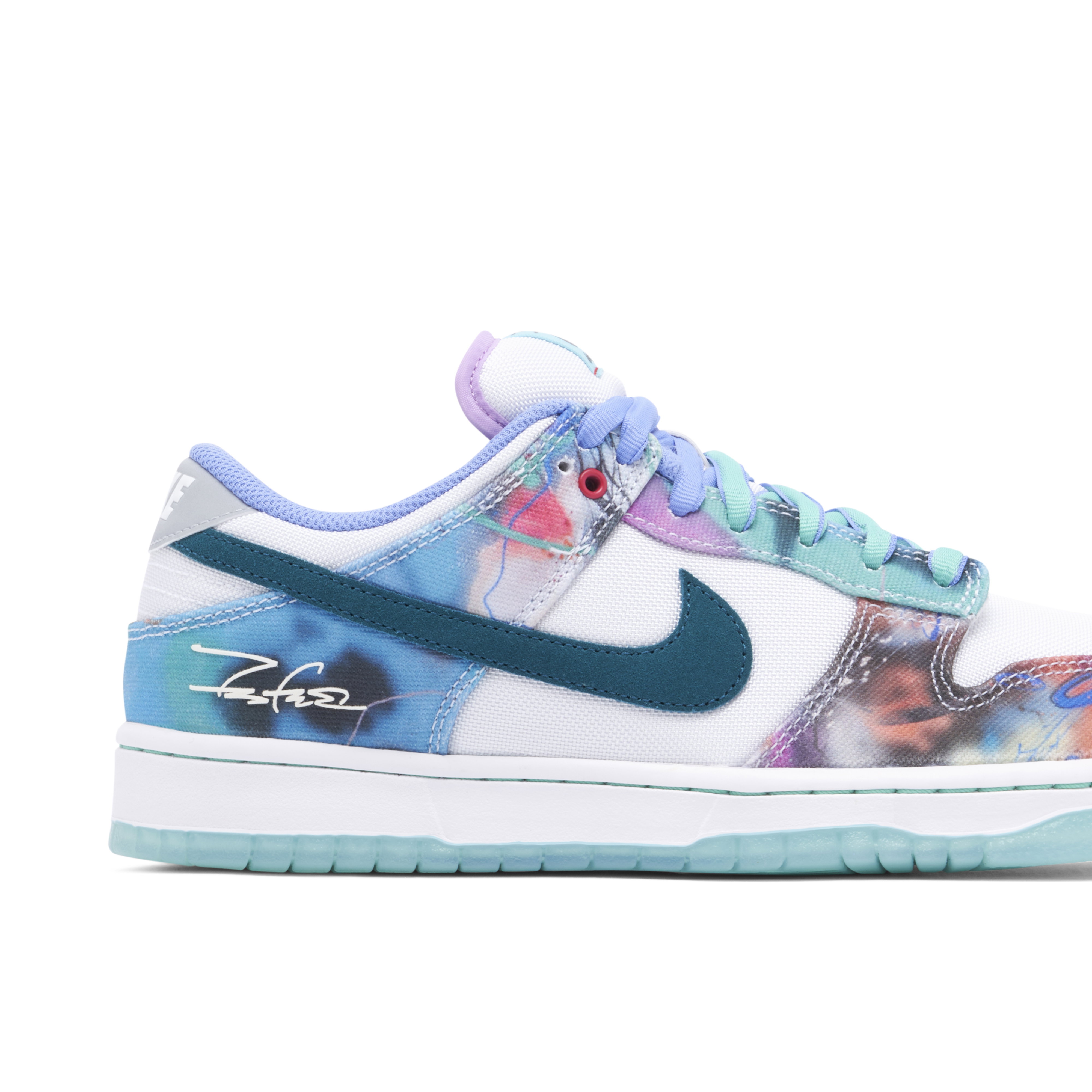 Nike SB Dunk Low Futura Laboratories Bleached Aqua | HF6061-400