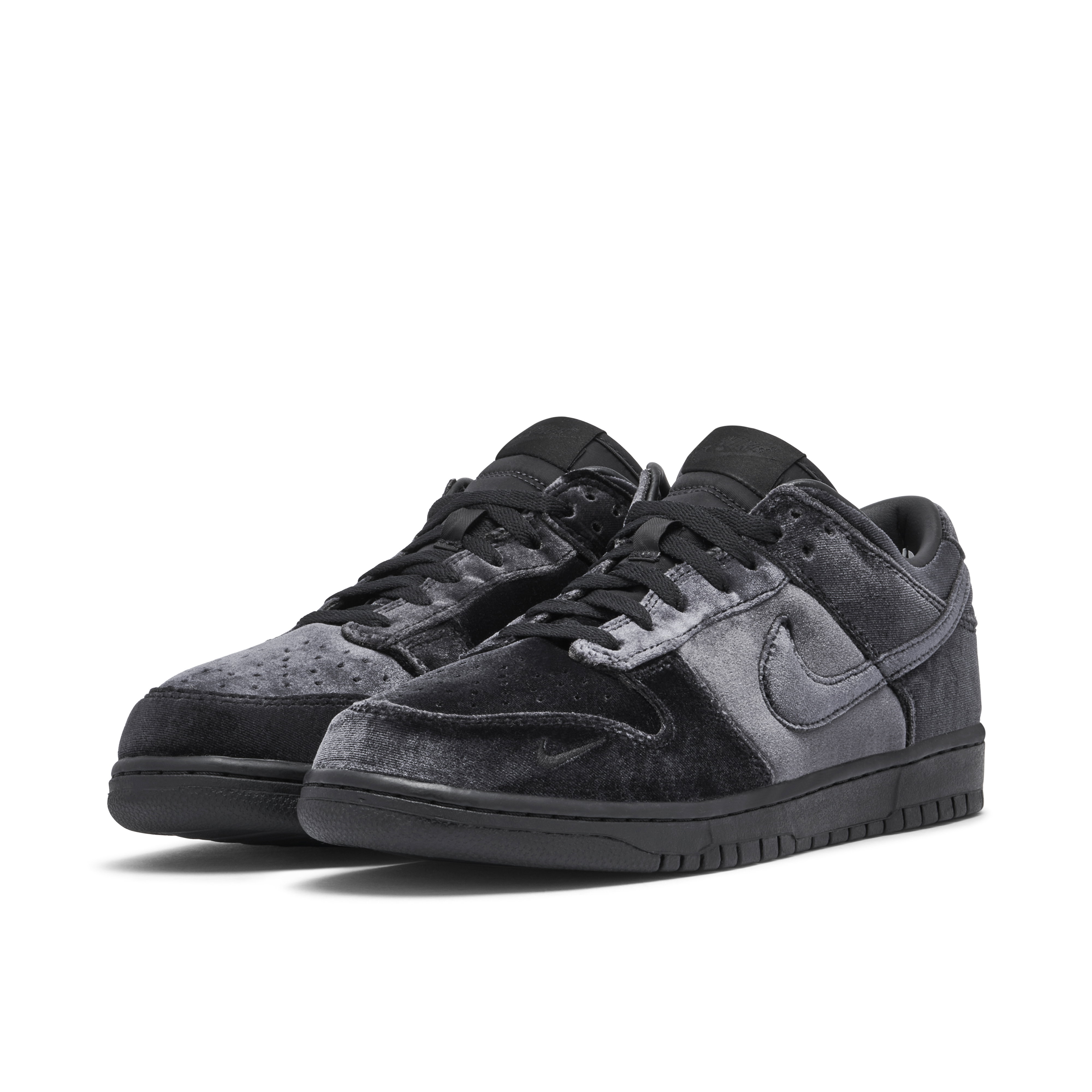 Dover Street Market x Nike Dunk Low Triple Black | DH2686-002 | Laced