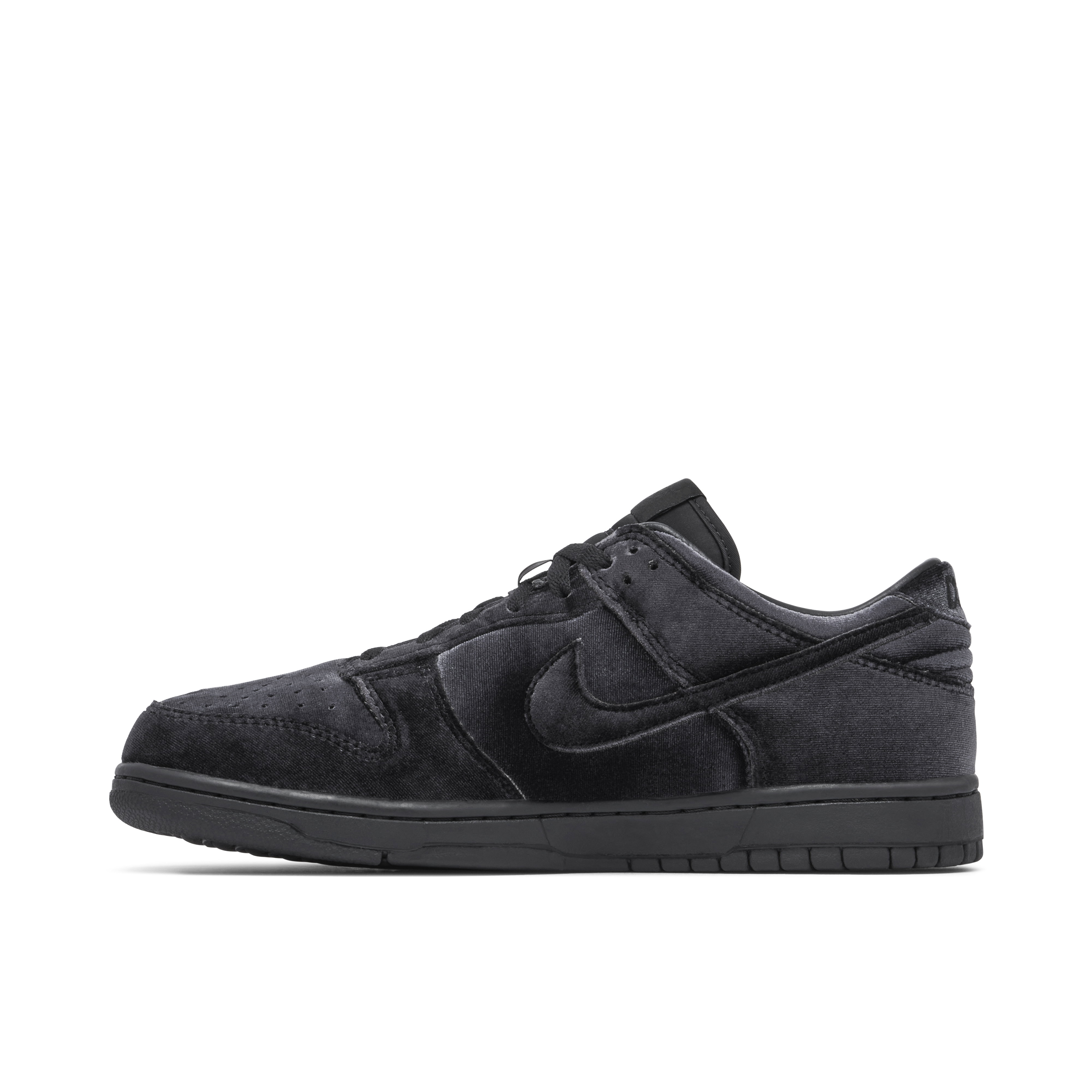 Dover Street Market x Nike Dunk Low Triple Black | DH2686-002 | Laced
