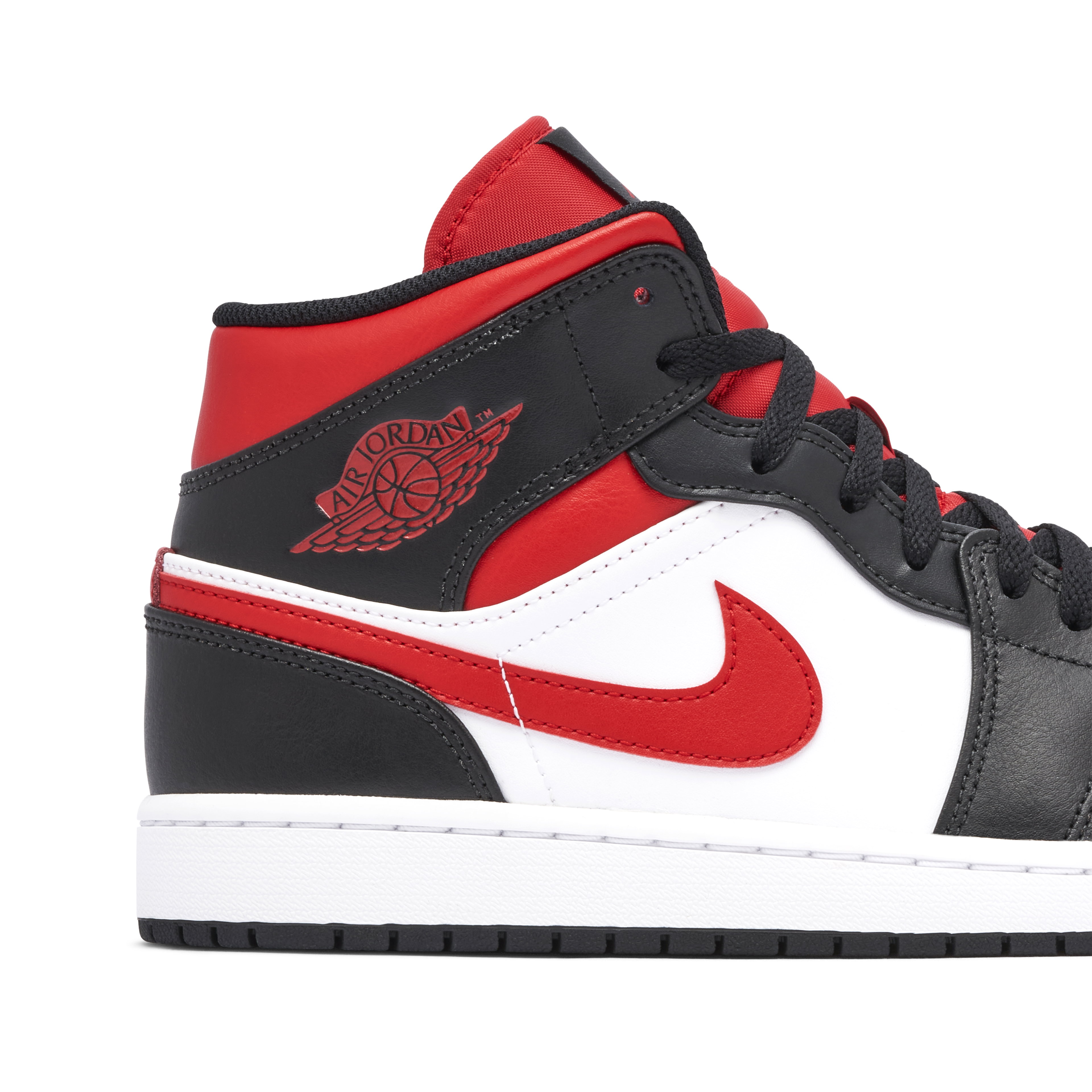Air Jordan 1 Mid Bred Toe White