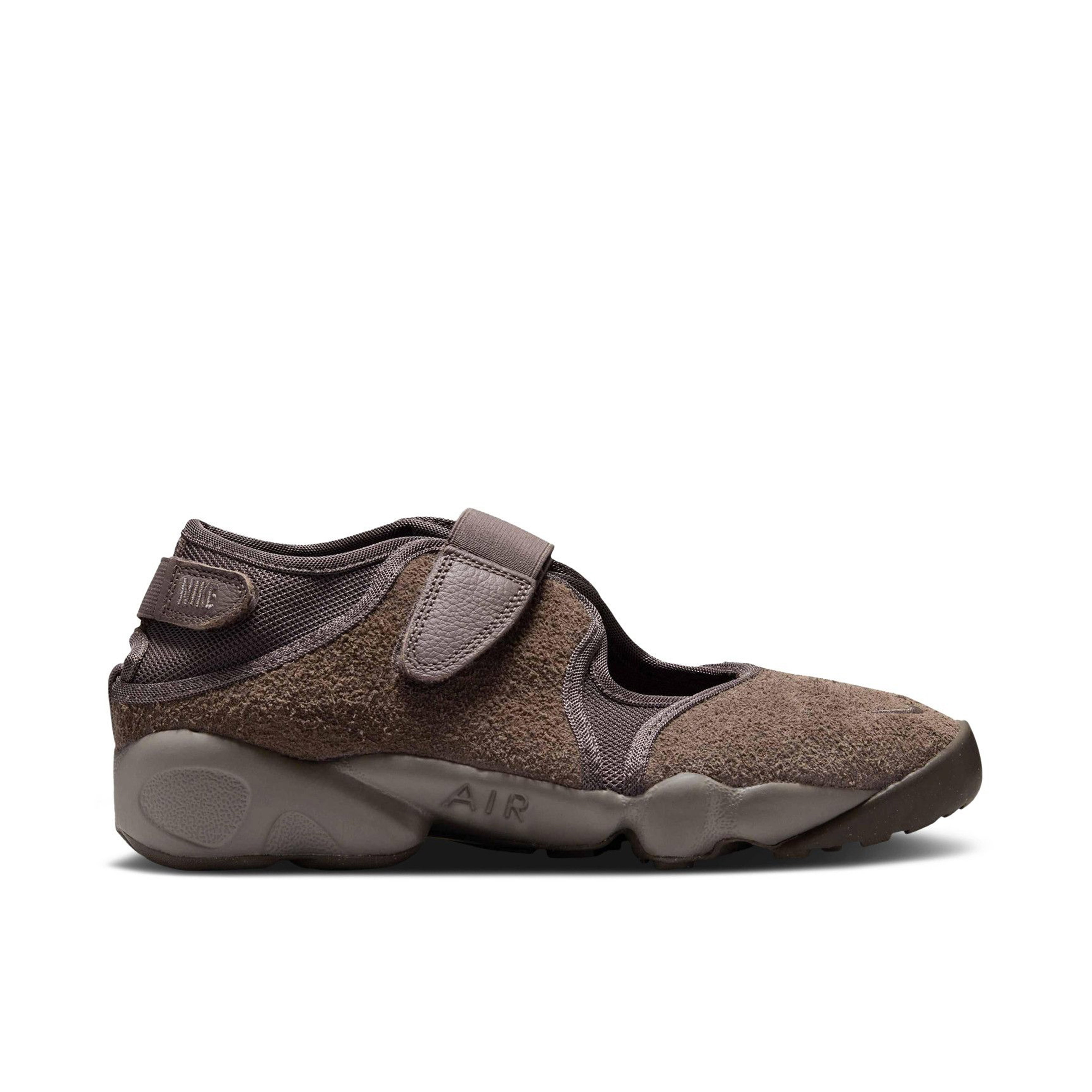 靴 NIKE WMNS AIR RIFT IRONSTONE/CAVE STONE Nike Air Rift Ironstone Cave Stone Womens | HQ1474-002 | Laced