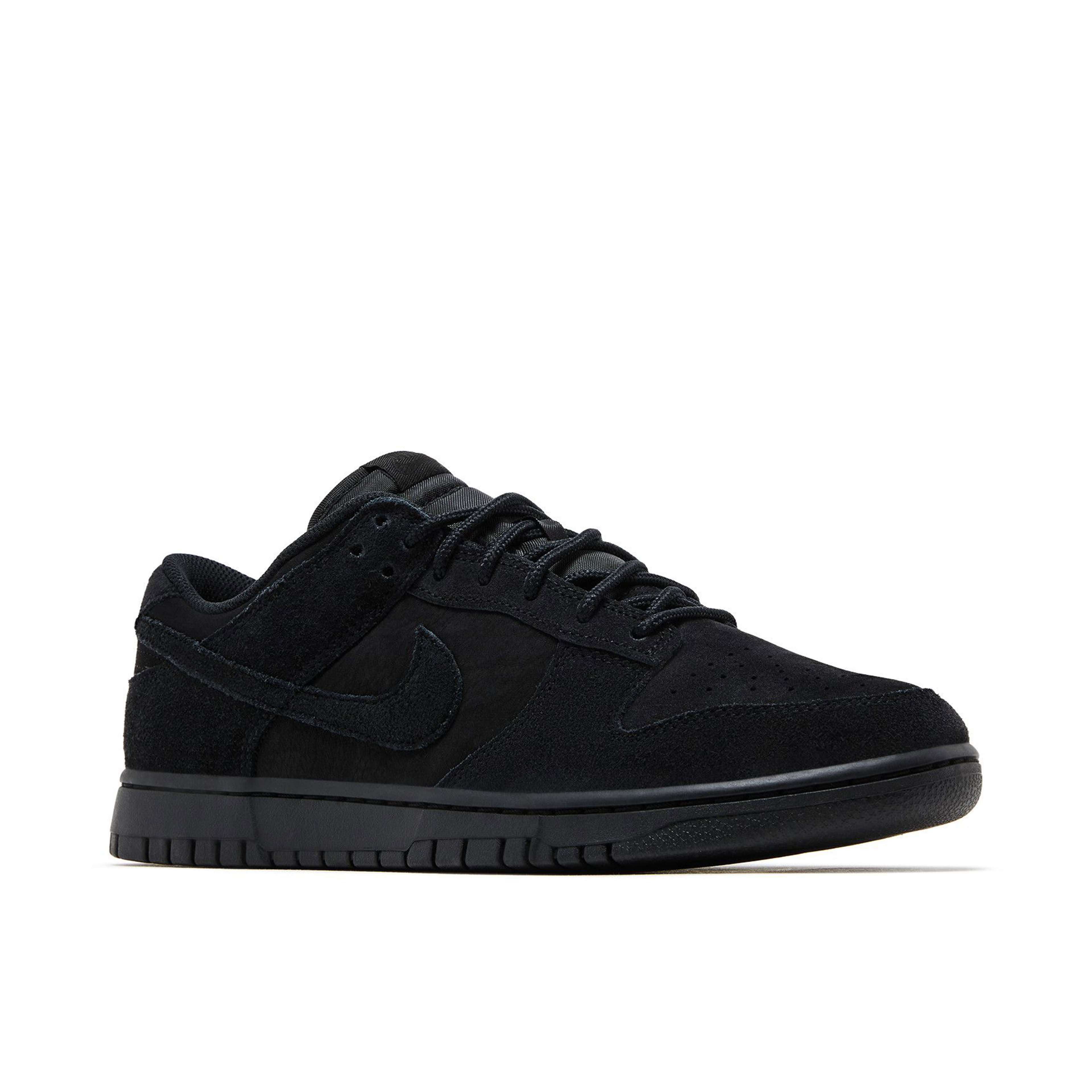 Nike Dunk Low SE Triple Black