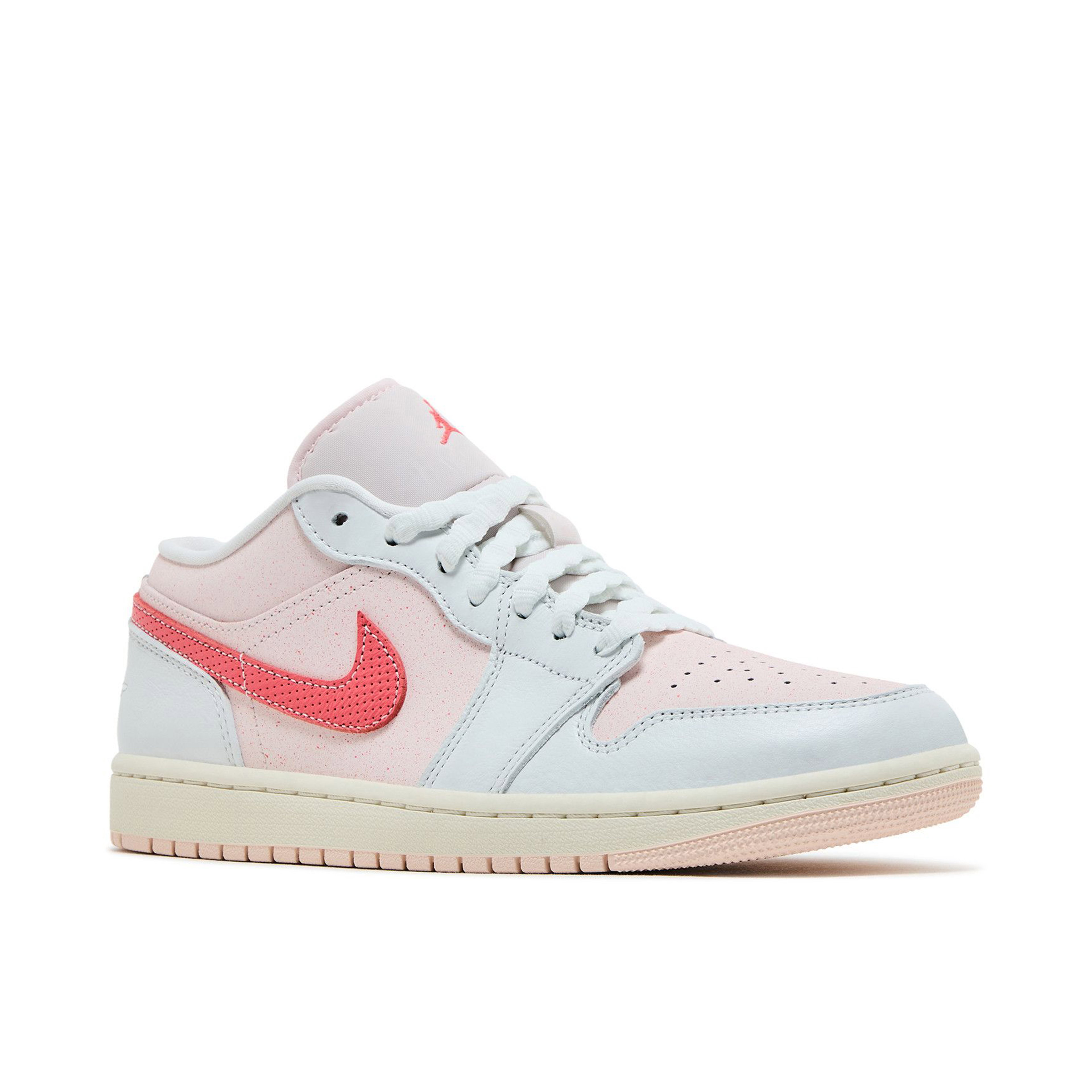 Air Jordan 1 Low SE Strawberry Milkshake Womens