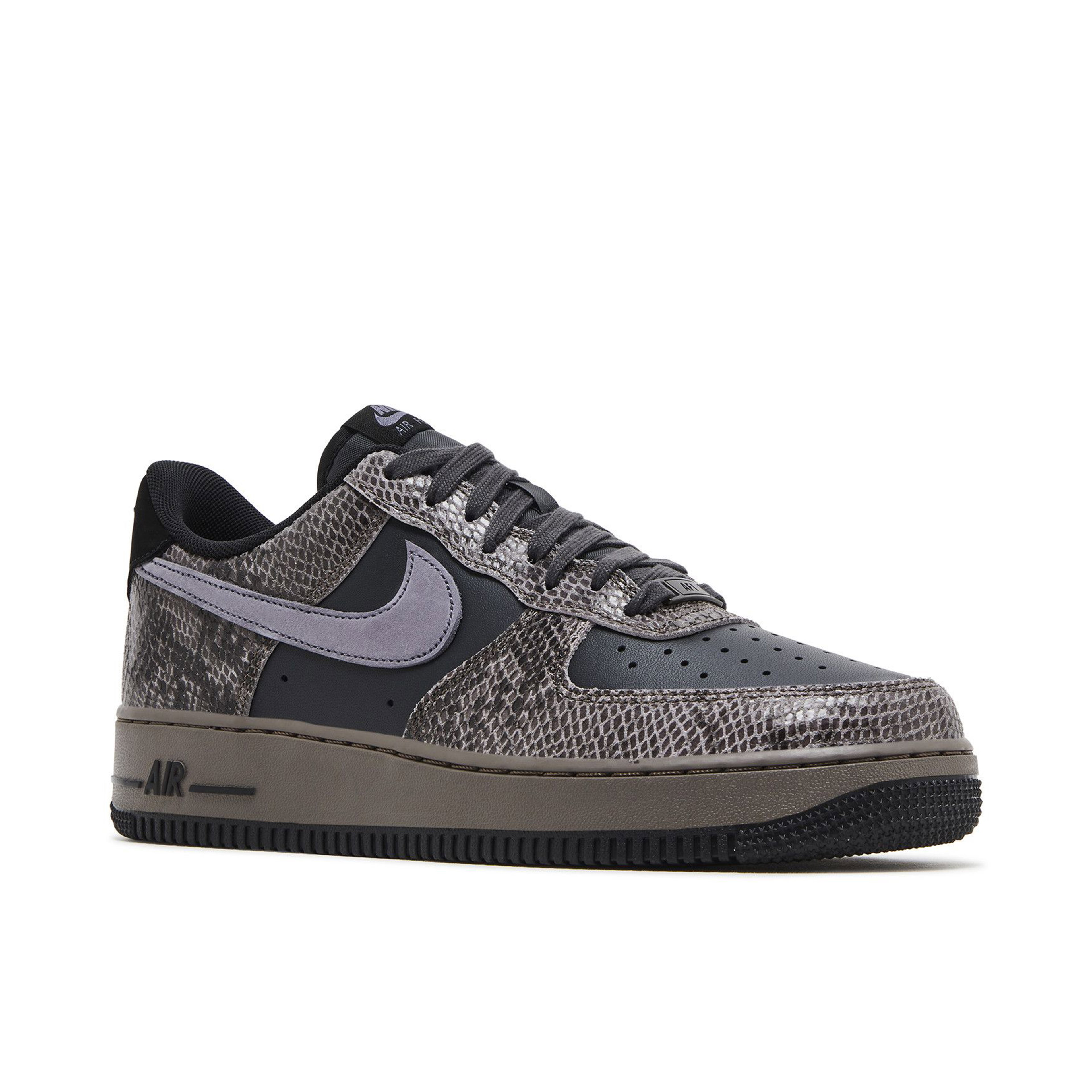 Nike Air Force 1 Low Off Noir Snakeskin
