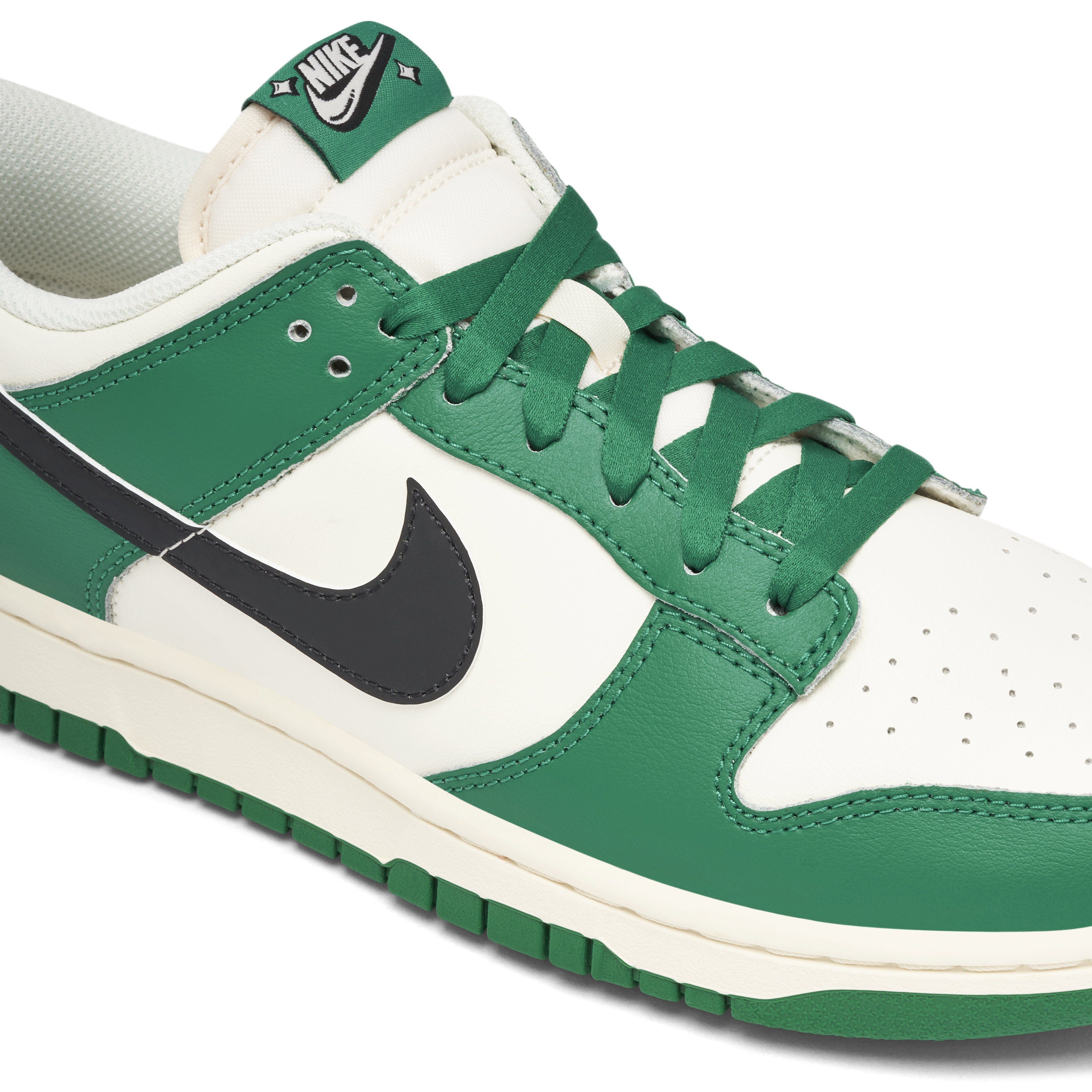 Nike Dunk Low SE Lottery