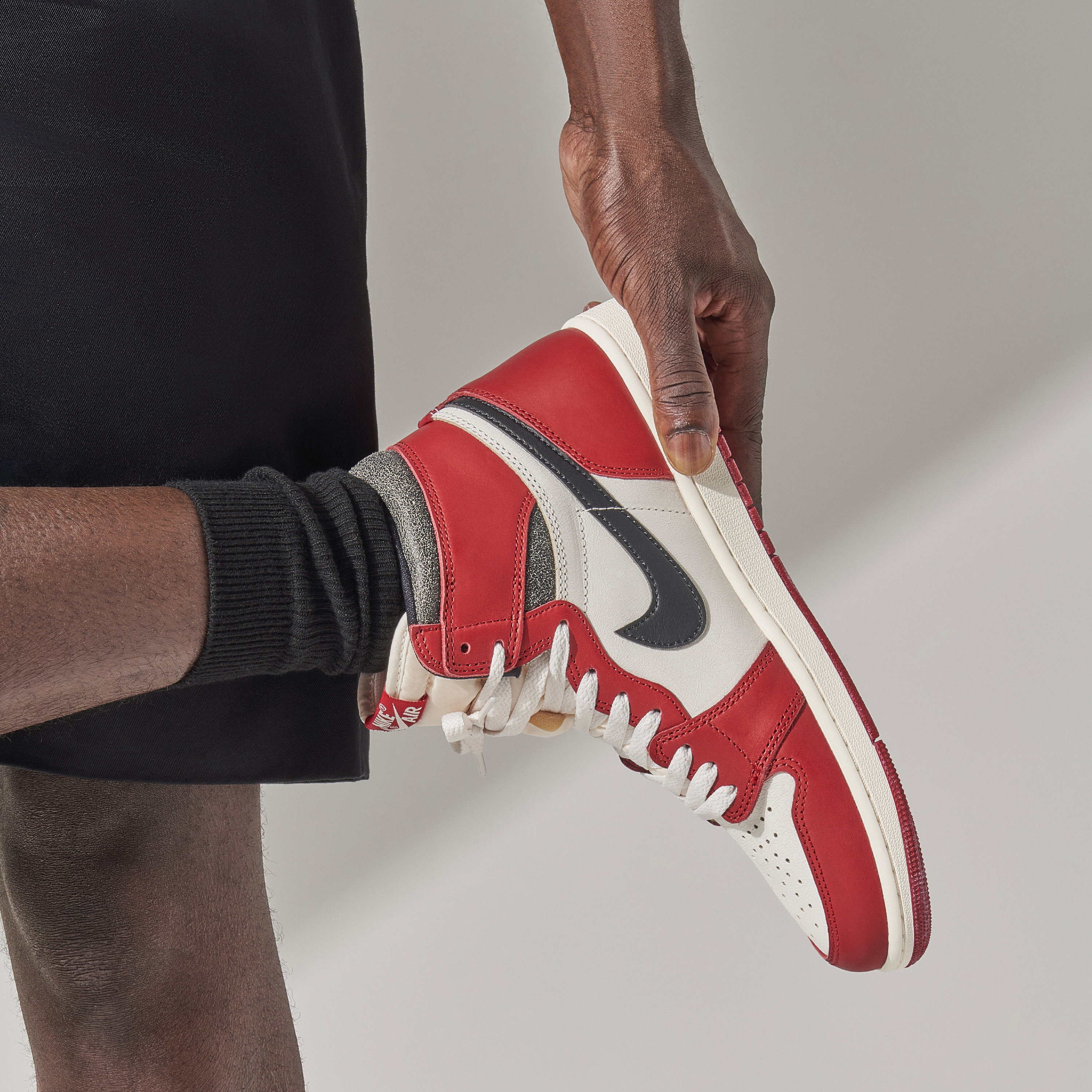 大人気 Air Jordan1 High OG Lost & Found Chicago Jordan 1 Retro High OG Chicago Lost and Found Men's - DZ5485-612 - US
