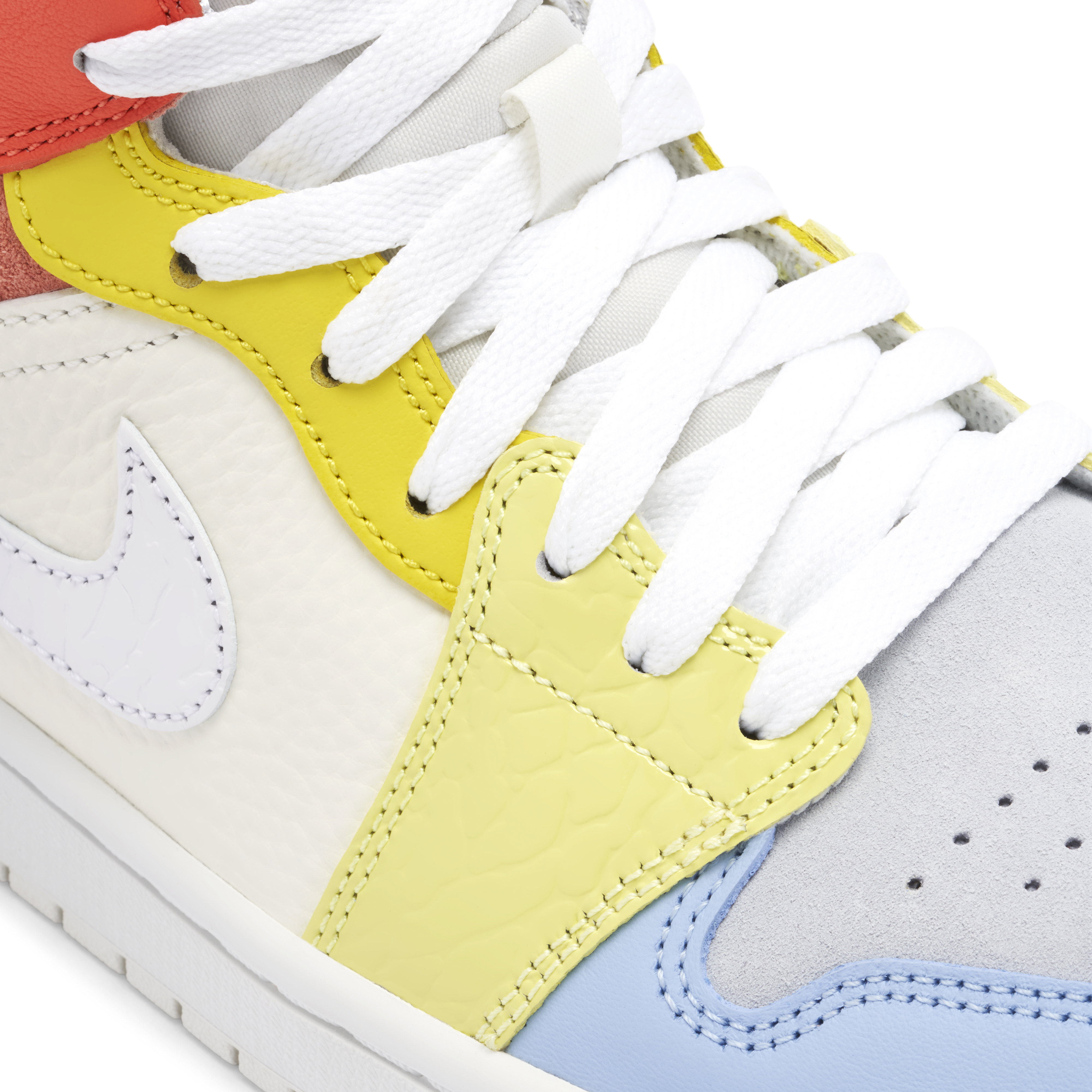 靴/バッグ Nike Women's Air Jordan 1 Mid "To My First Coach" Womens Air Jordan 1 Mid To My First Coach DJ6908-100 | More Sneakers
