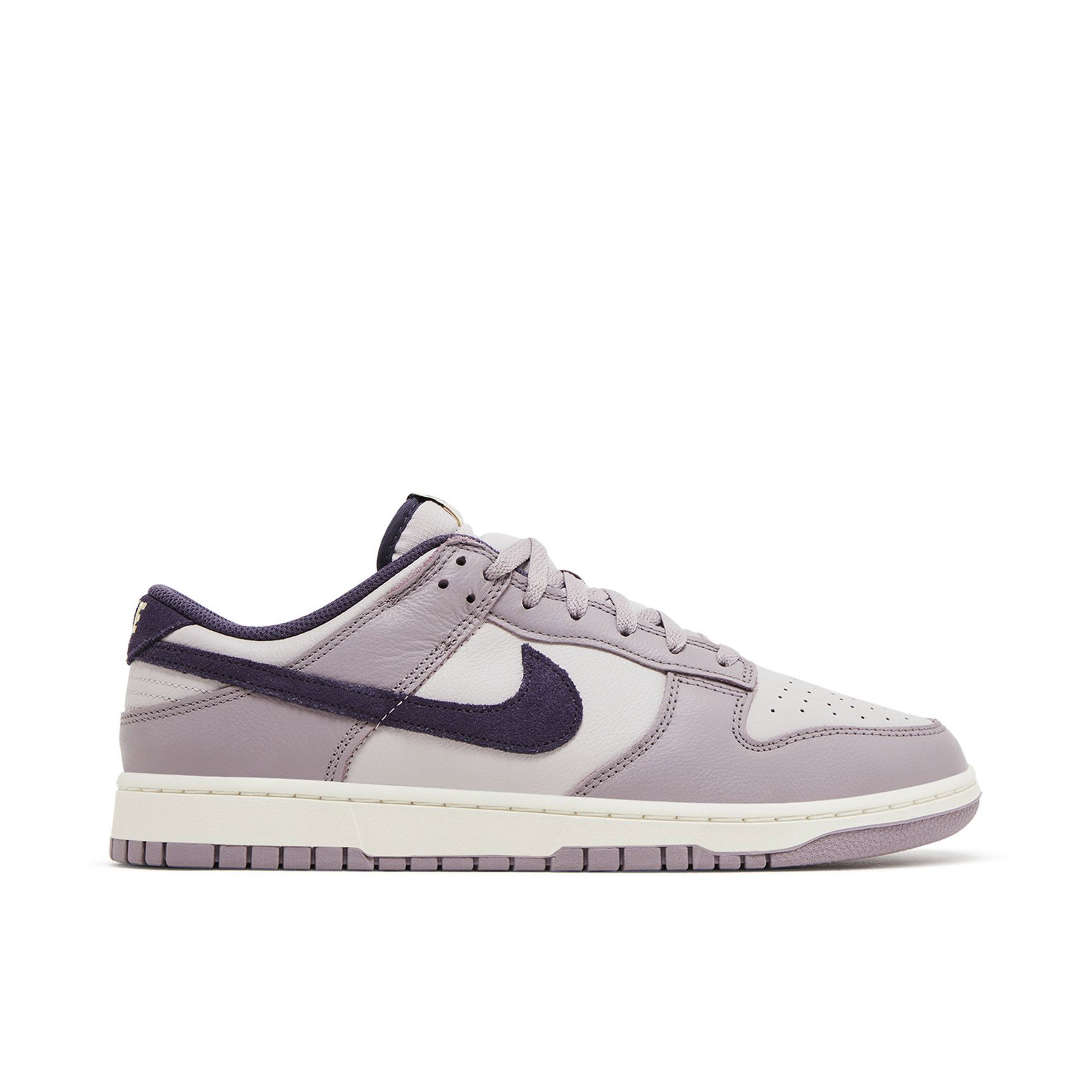 Nike Dunk Low SE Light Violet Ore