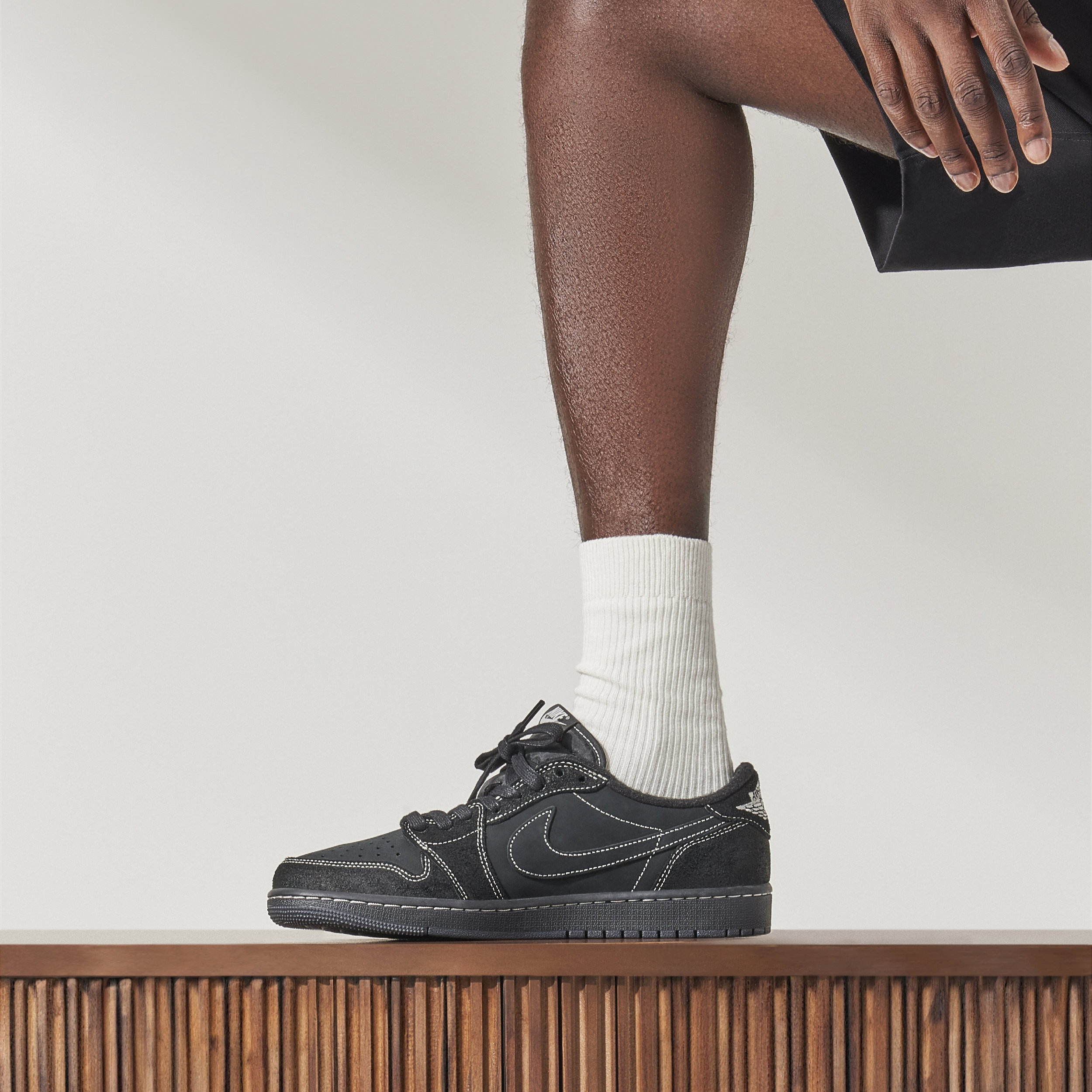 Air Jordan 1 Retro Low OG SP x Travis Scott Black Phantom | DM7866