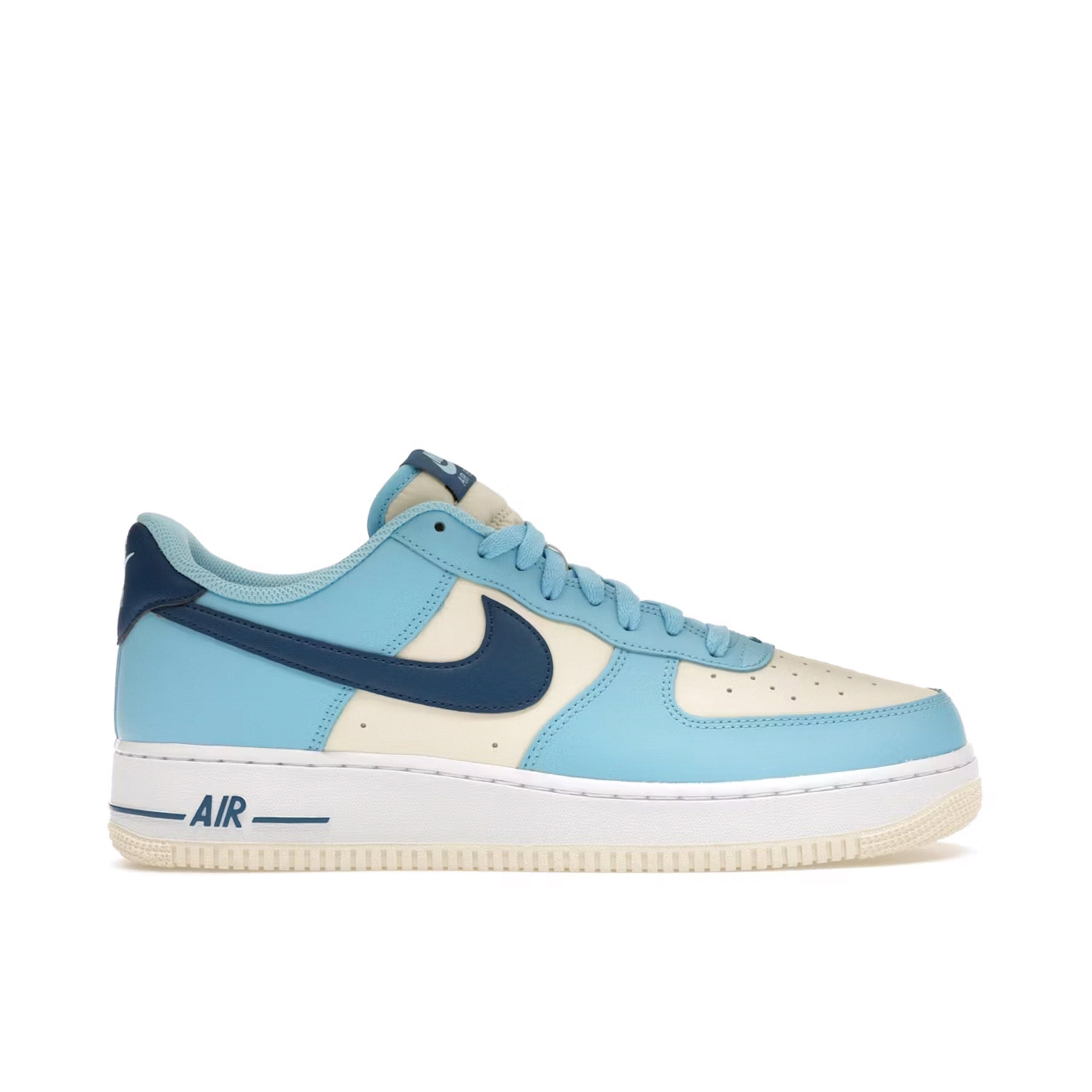 Nike Air Force 1 Low '07 Aquarius Coconut Milk
