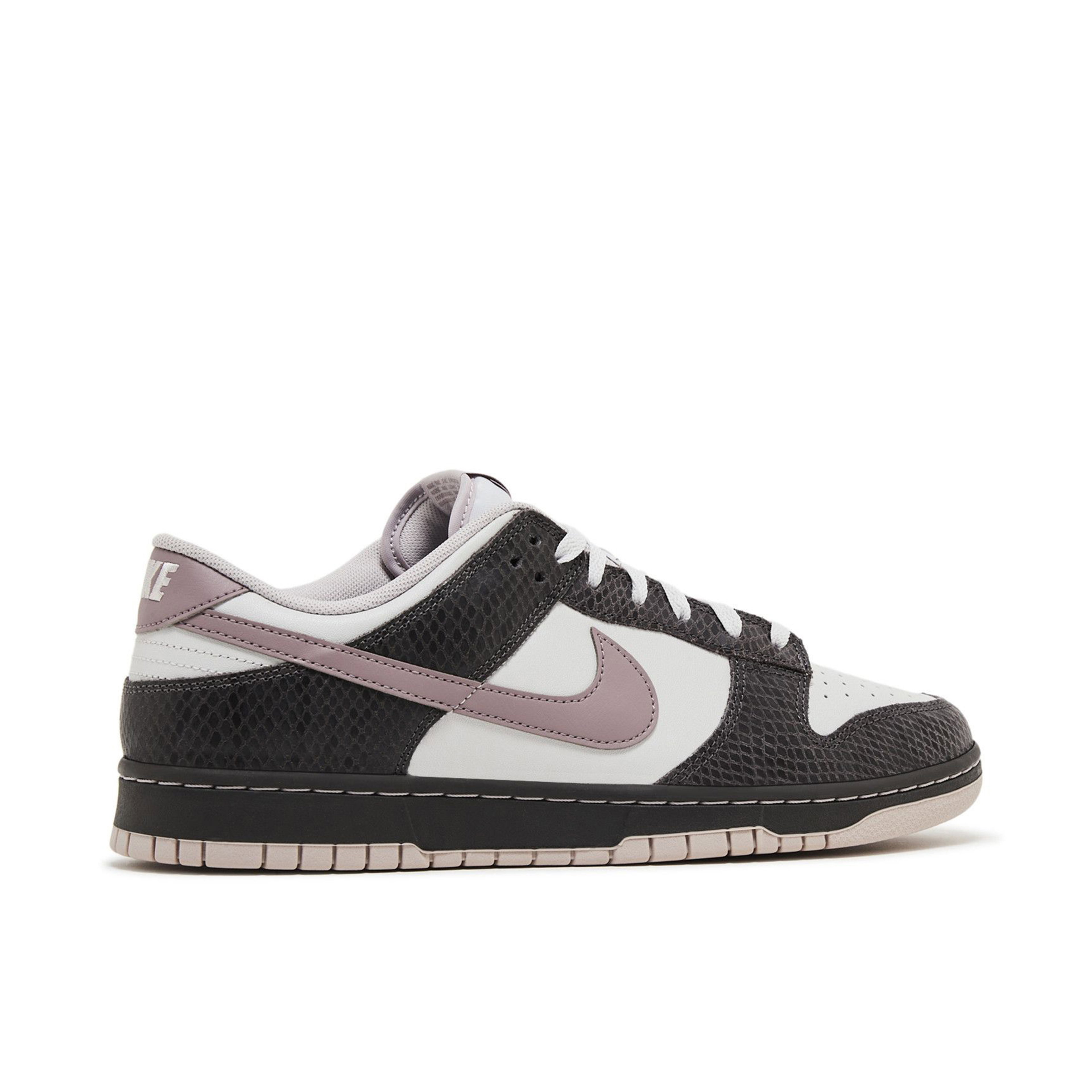 Nike Dunk Low SE Medium Ash Violet Snakeskin