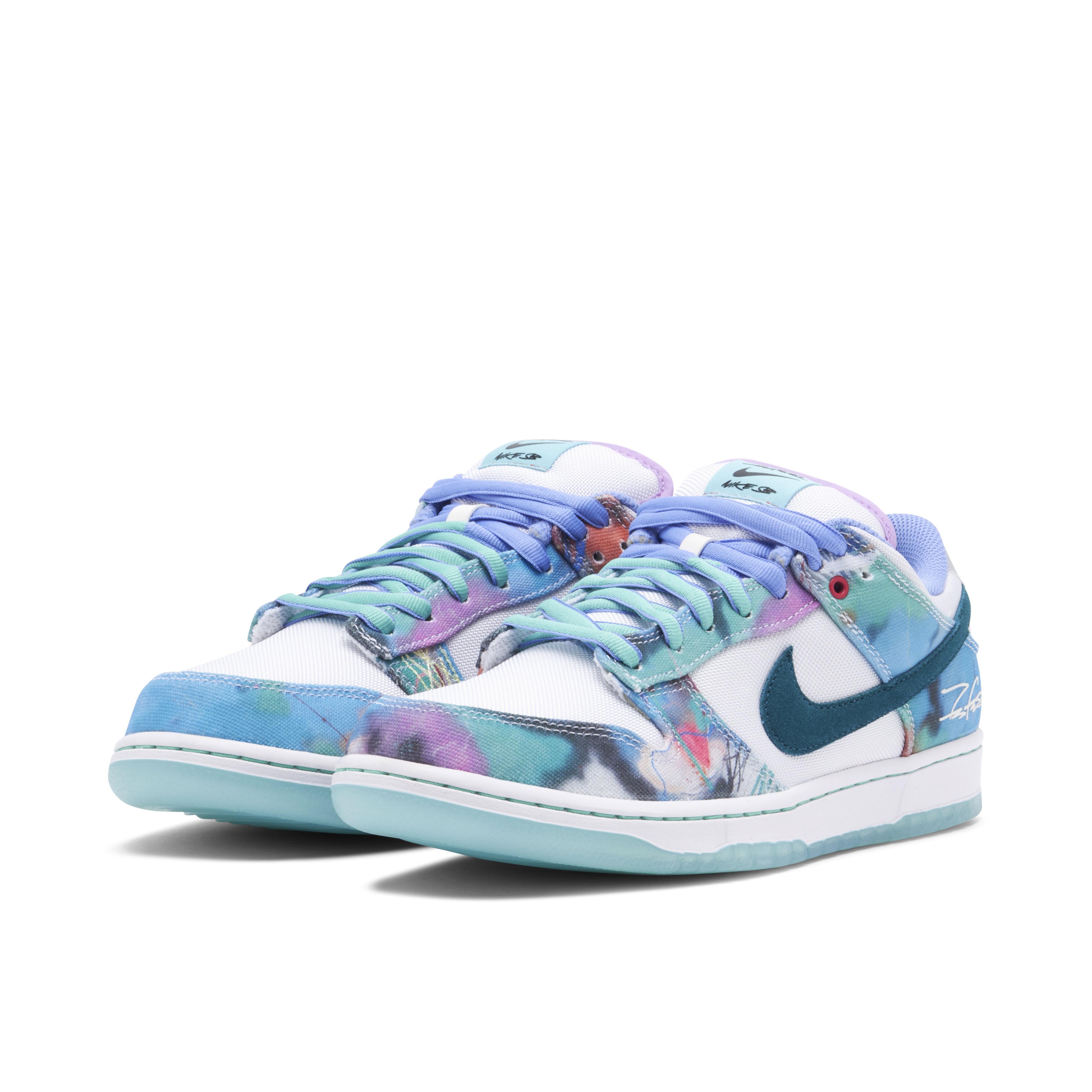Nike SB Dunk Low Futura Laboratories Bleached Aqua | HF6061-400