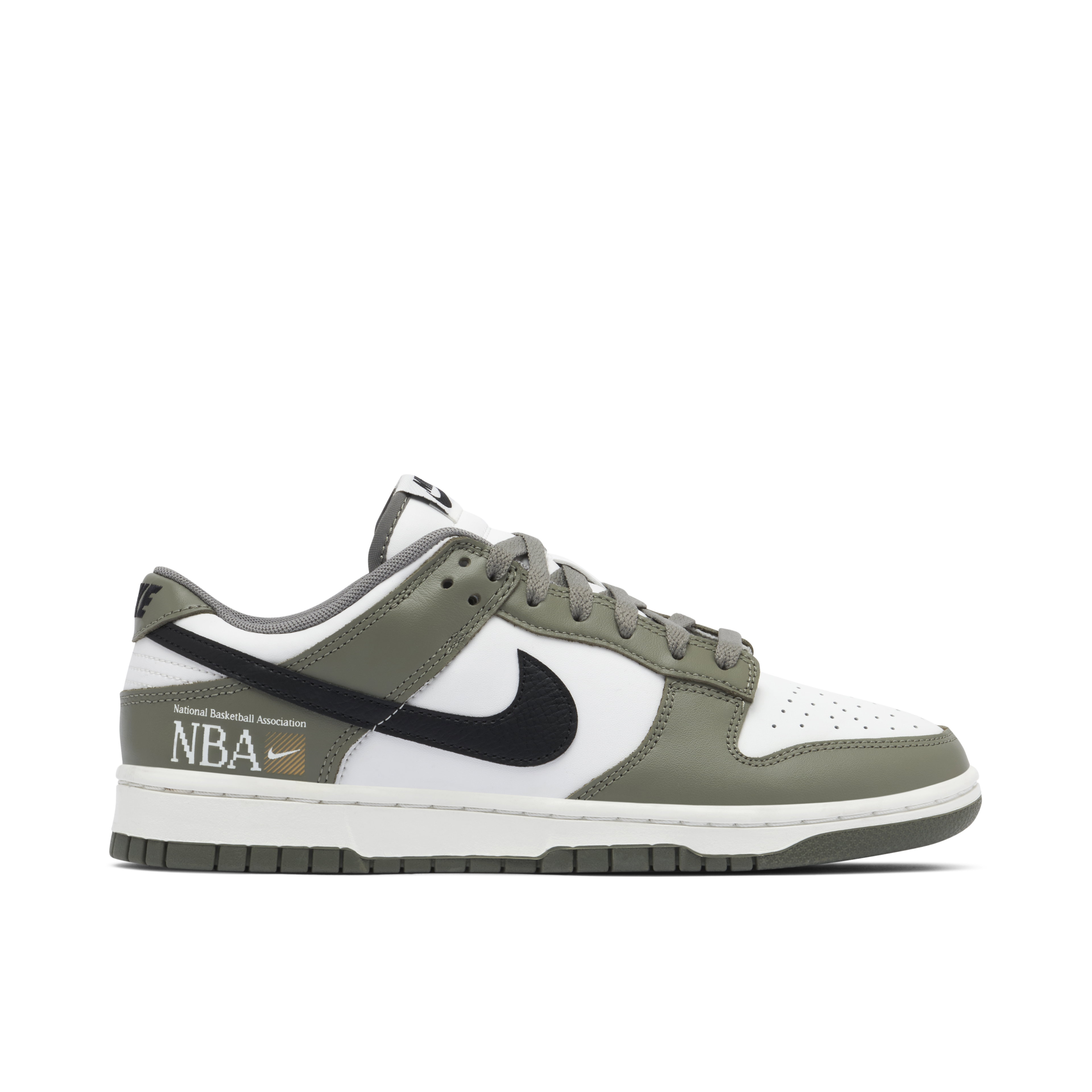 Nike Dunk Low NBA Paris