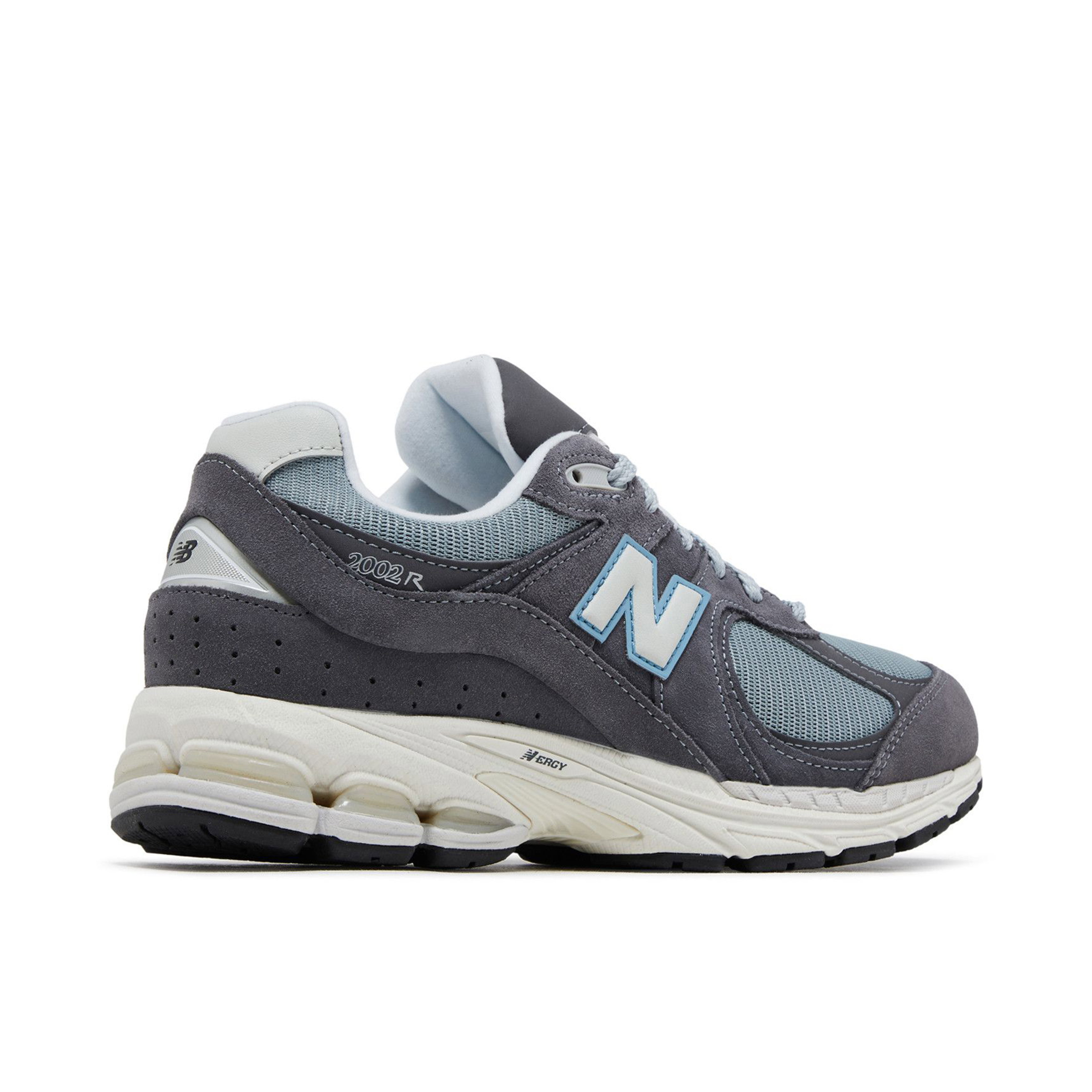 New Balance 2002R Magnent Lead