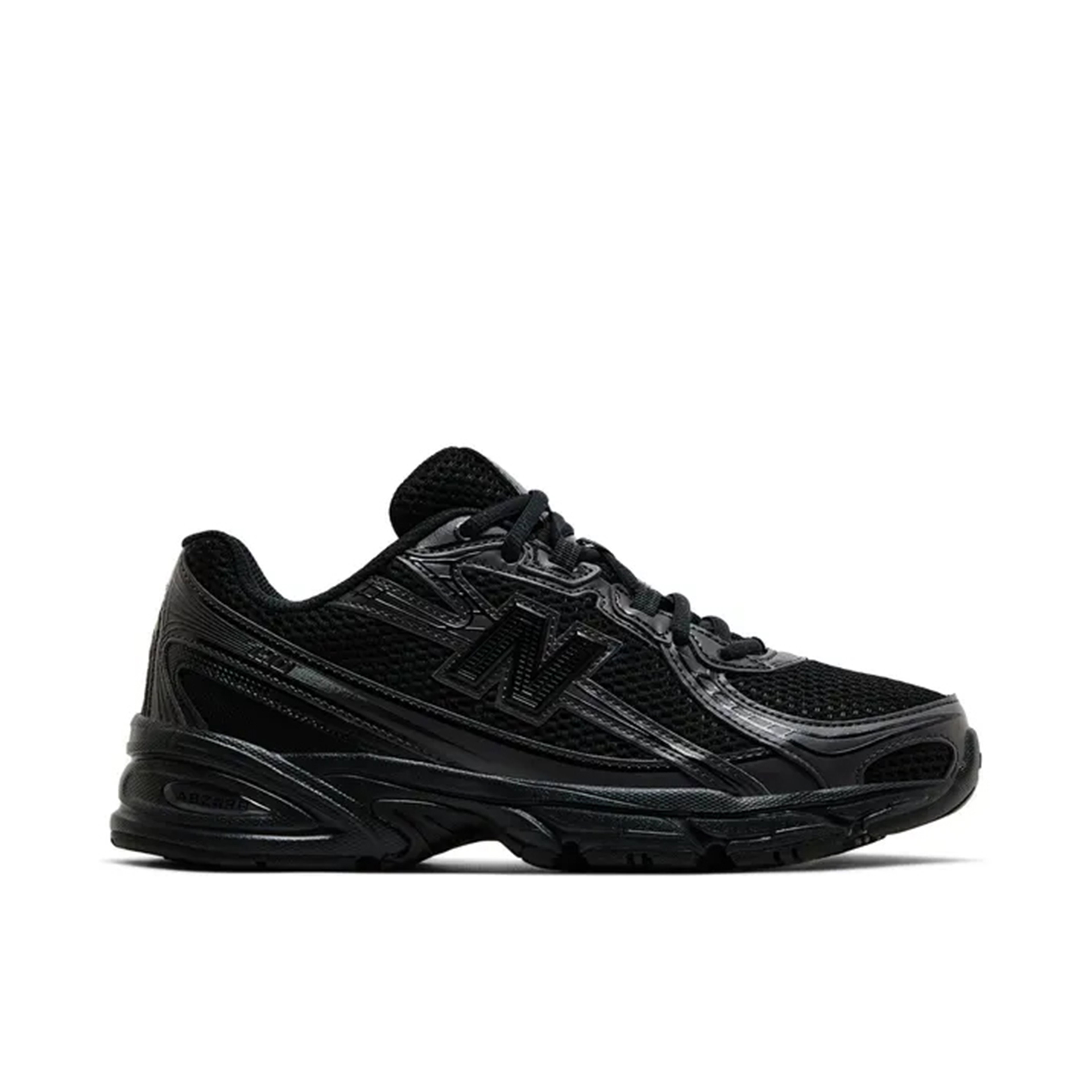 New Balance 740 Triple Black
