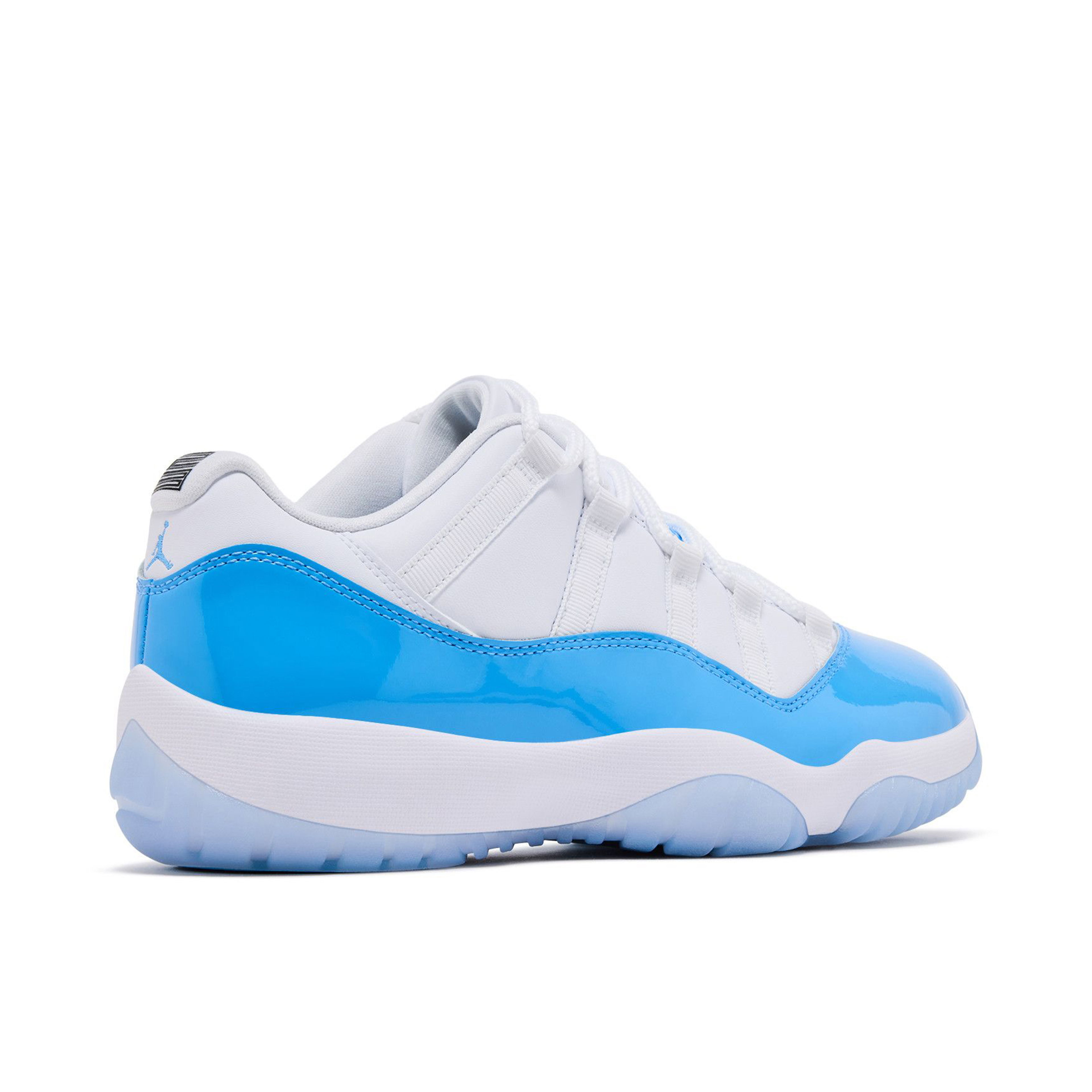 Air Jordan 11 Retro Low University Blue (2026)