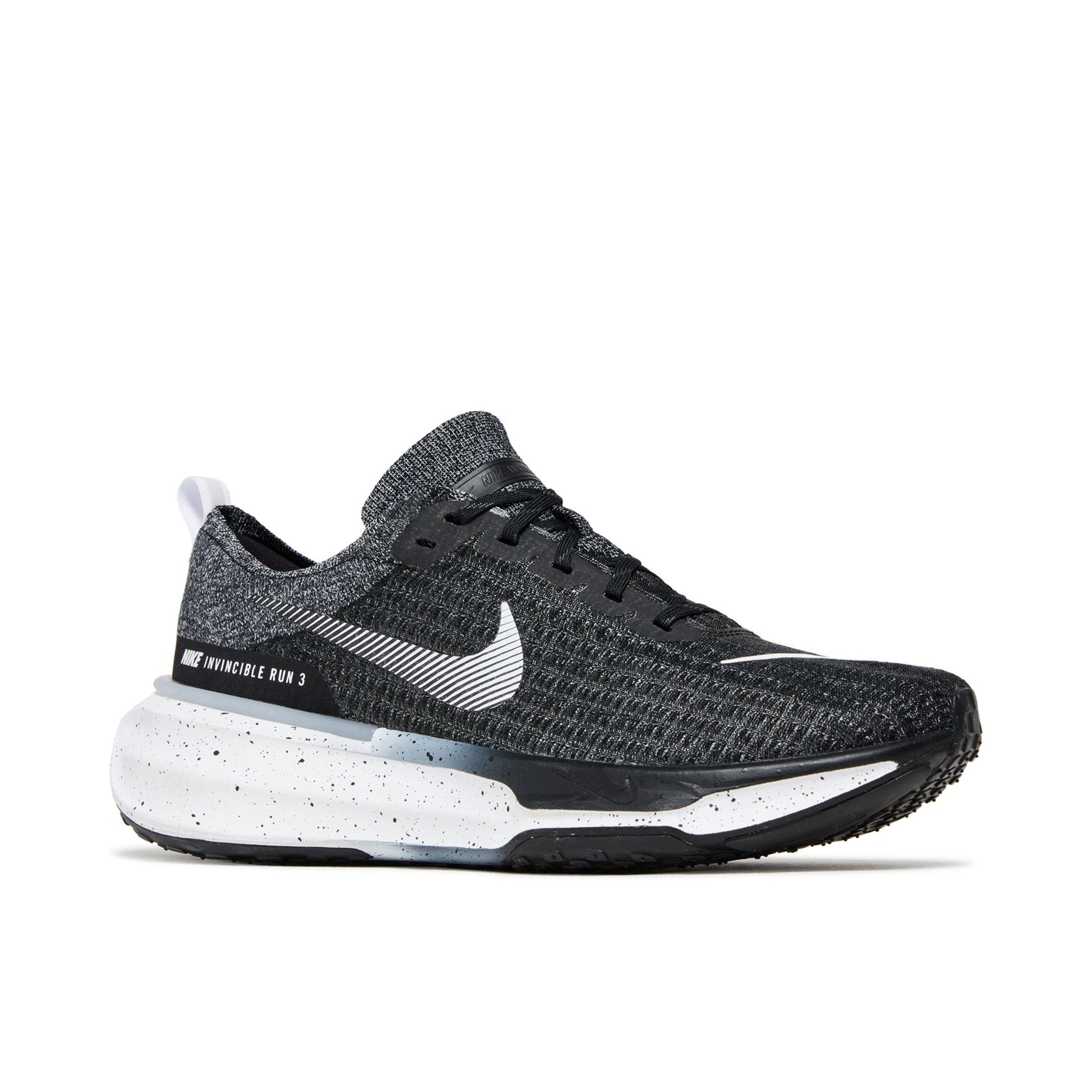 Nike ZoomX Invincible Run 3 Oreo