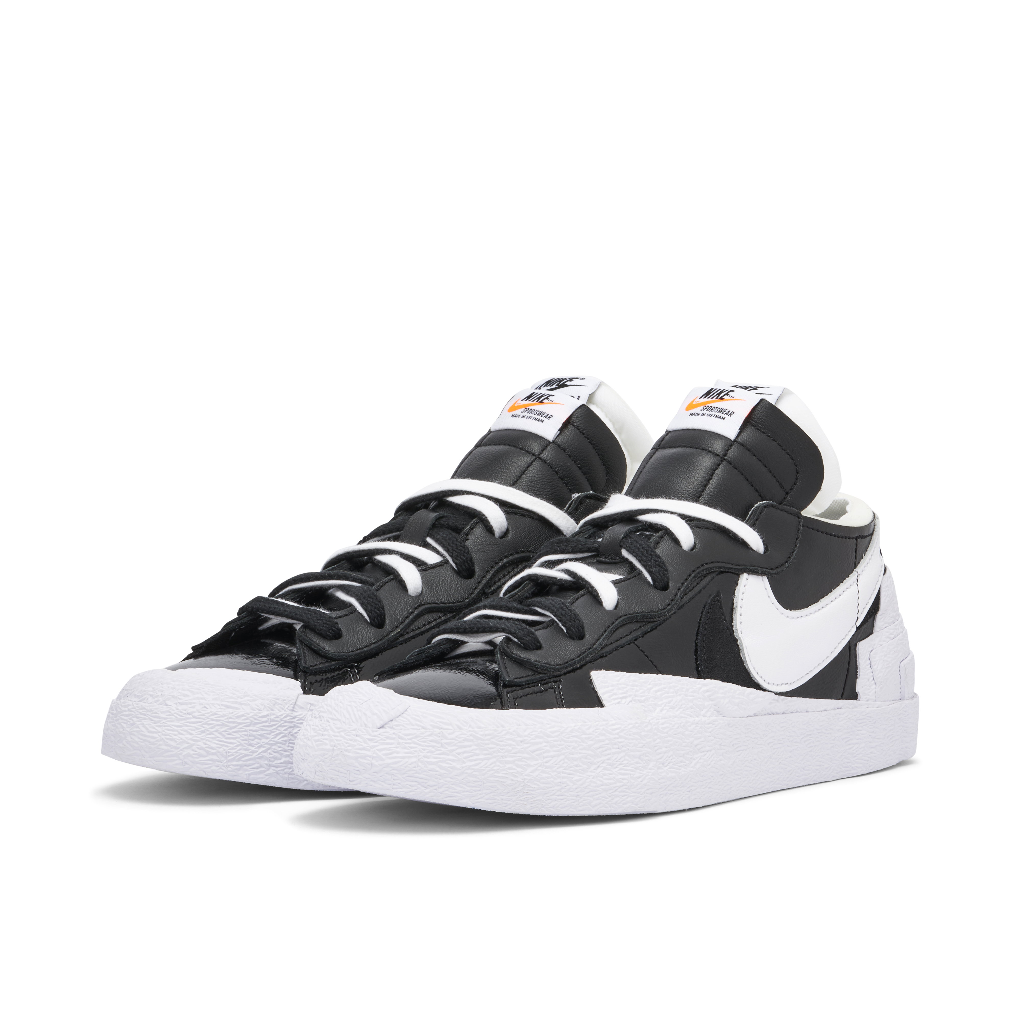 Nike Blazer Low ブラック/ホワイト sacai x Nike Blazer Low Black White Patent | DM6443-001 | Laced