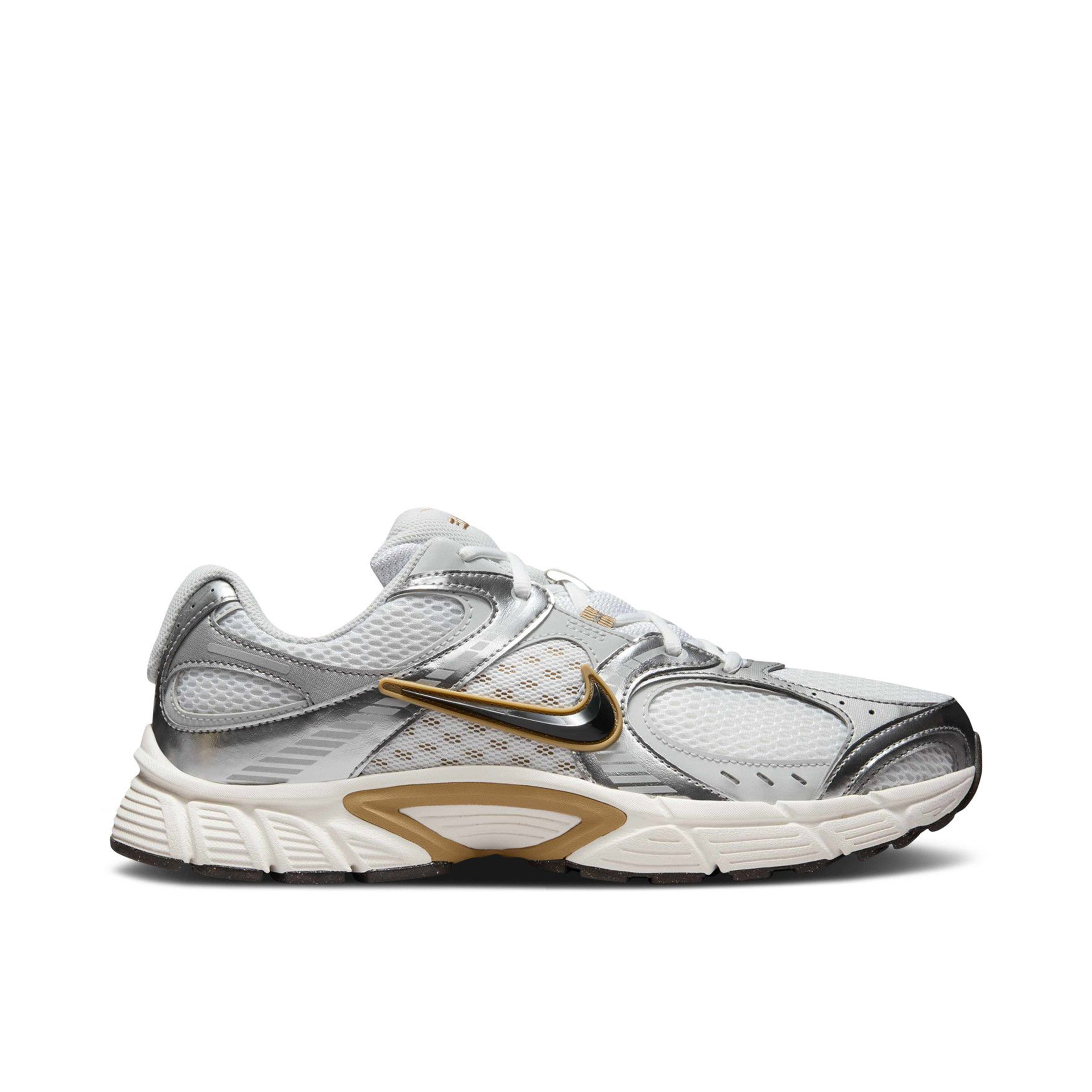 Nike V5 RNR Parachute Beige Metallic Pewter