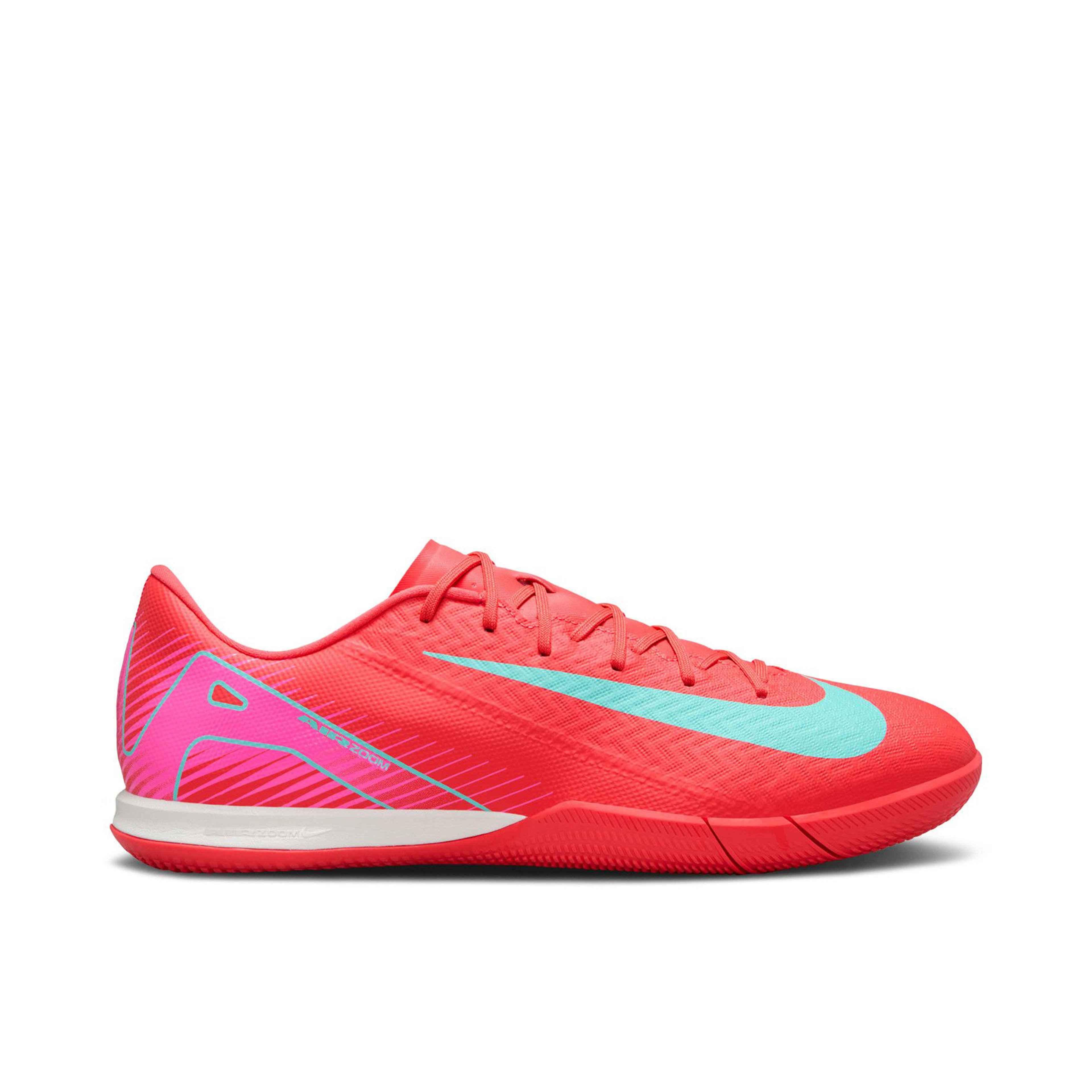 Nike Mercurial Vapor 16 Academy IC Mad Energy Pack