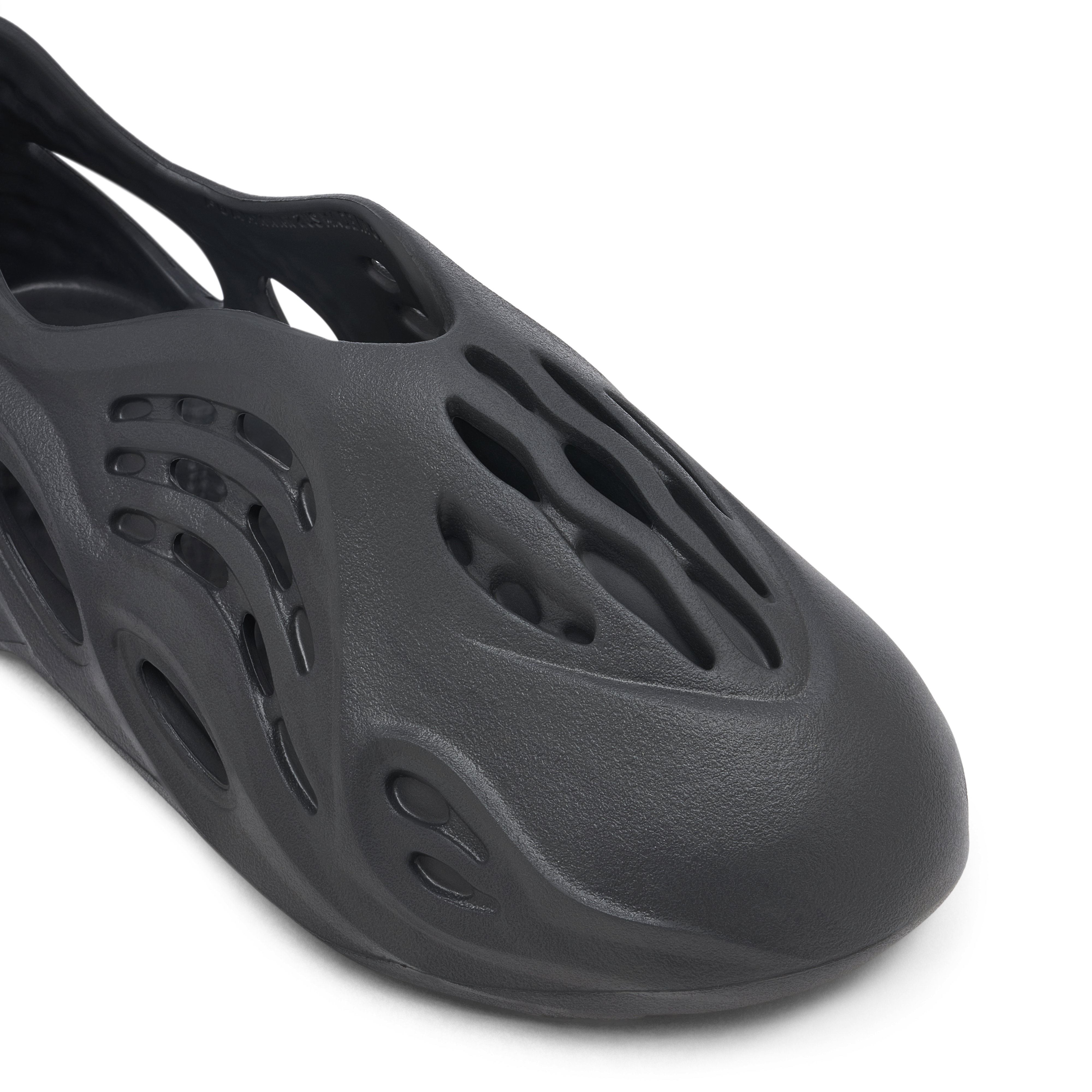 Yeezy Foam Runner Onyx Kids | HP5347 | Laced