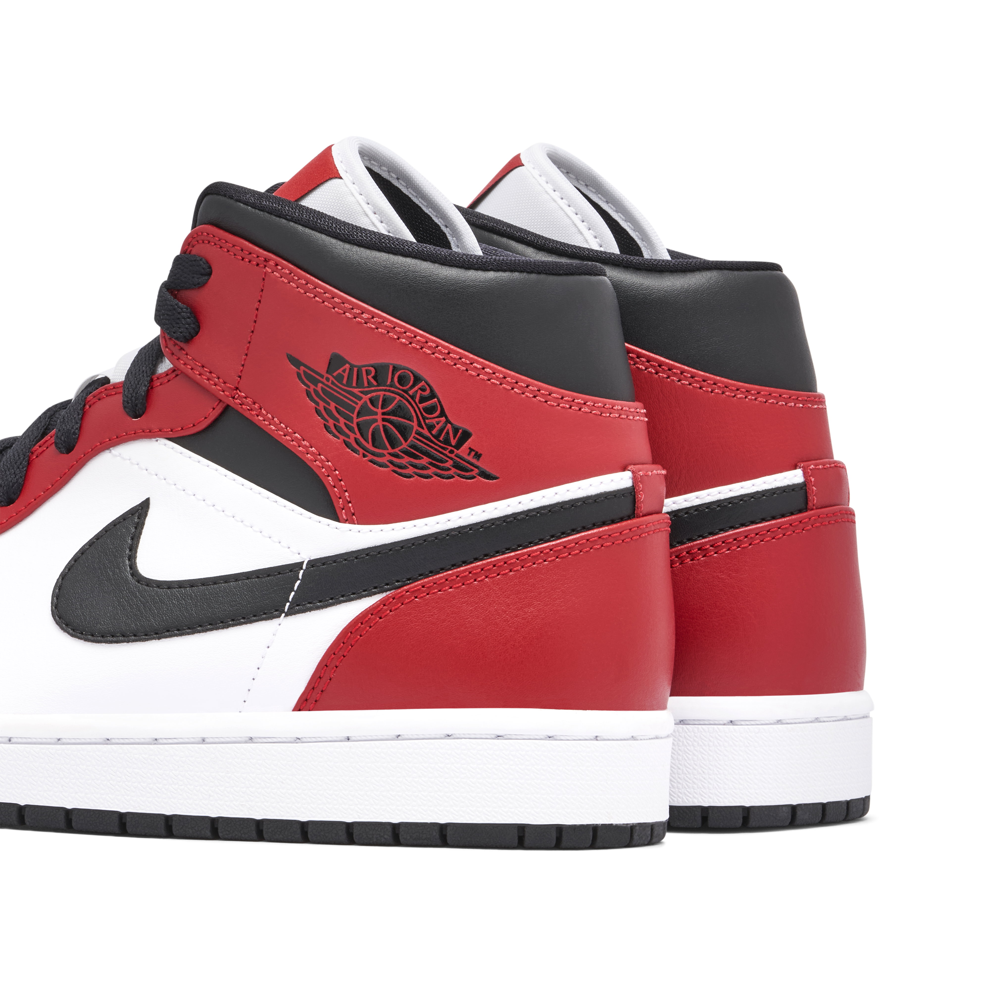 Air Jordan 1 Mid Chicago Toe | 554724-069 | Laced