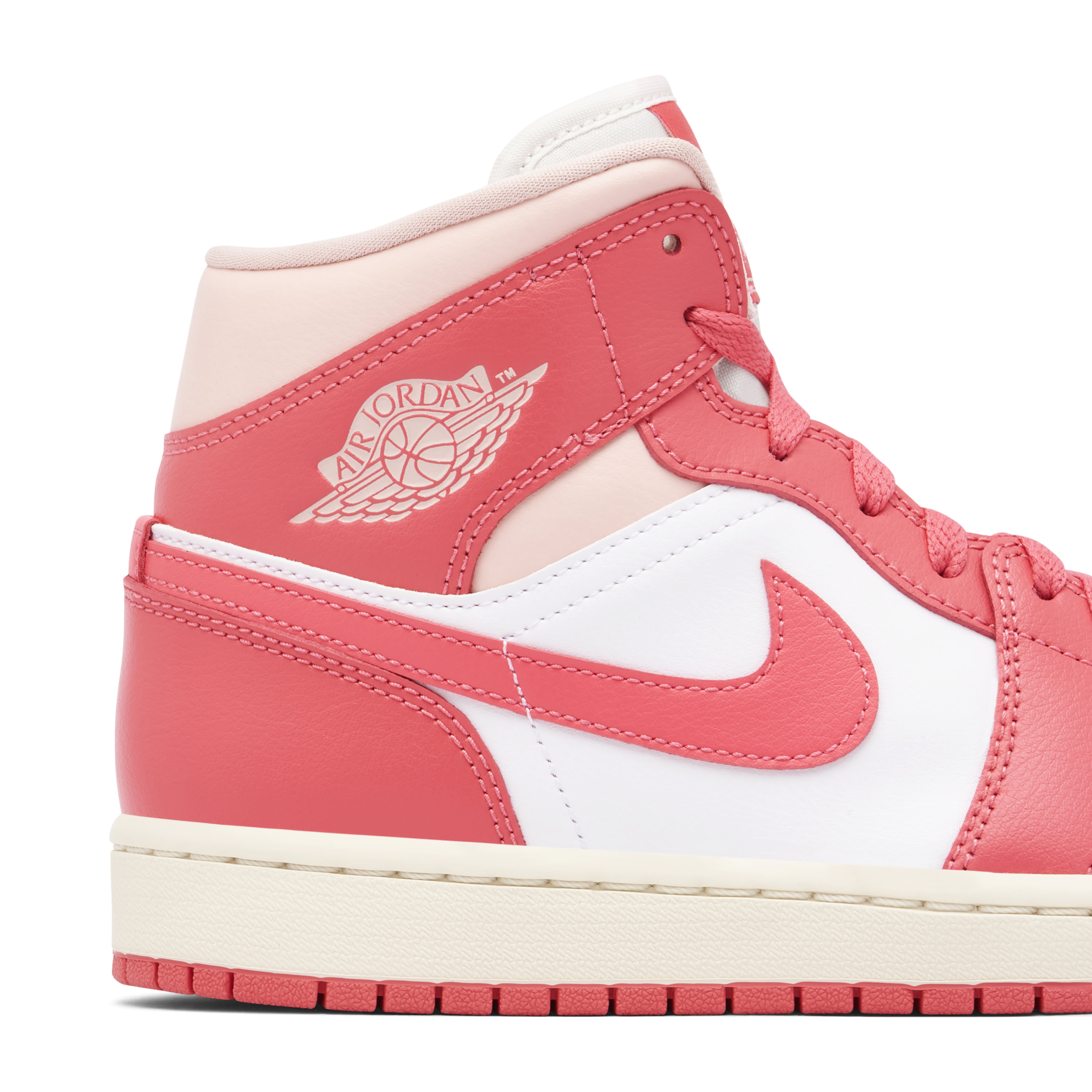Air Jordan 1 Mid Strawberries and Cream Femme