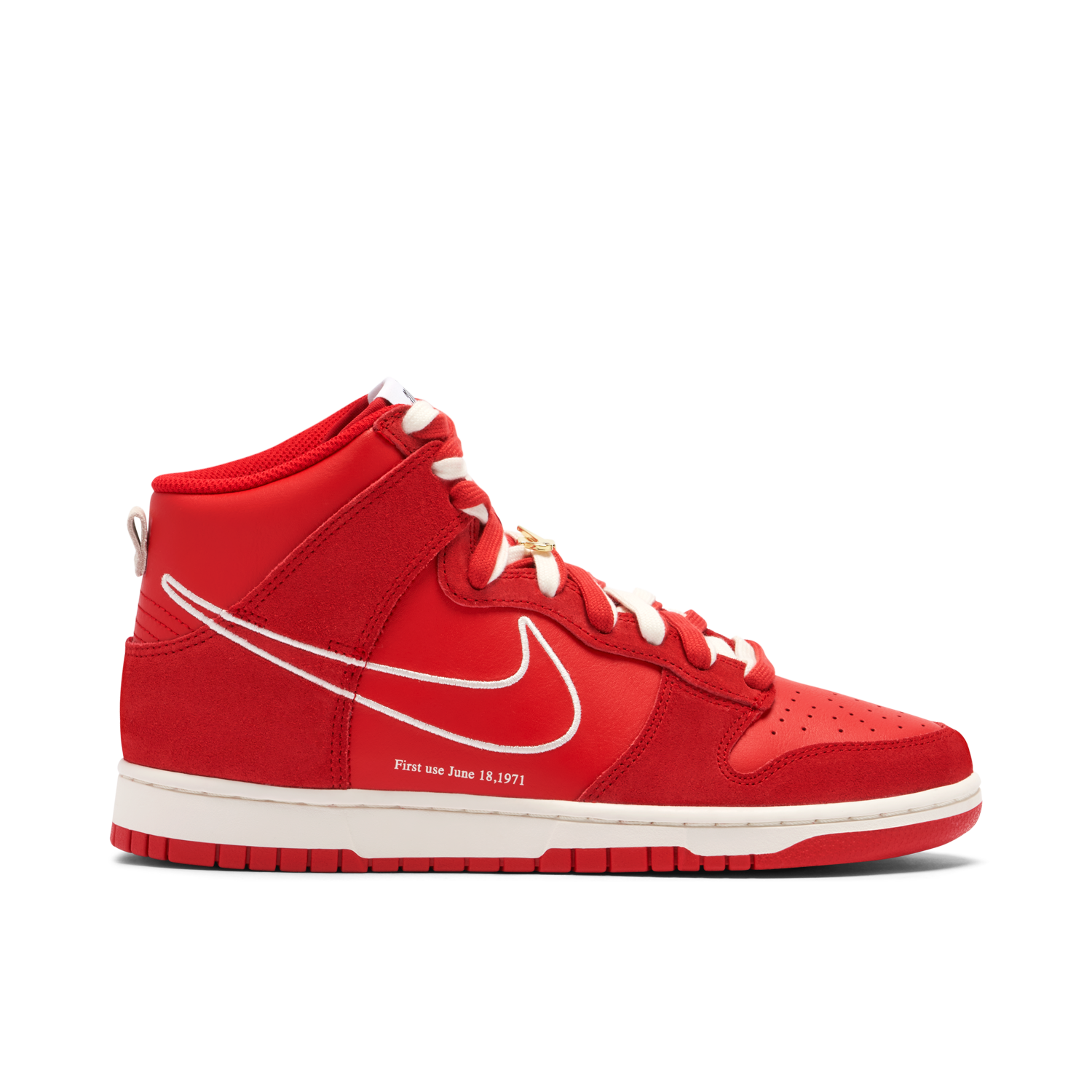Nike Dunk High SE First Use Pack University Red