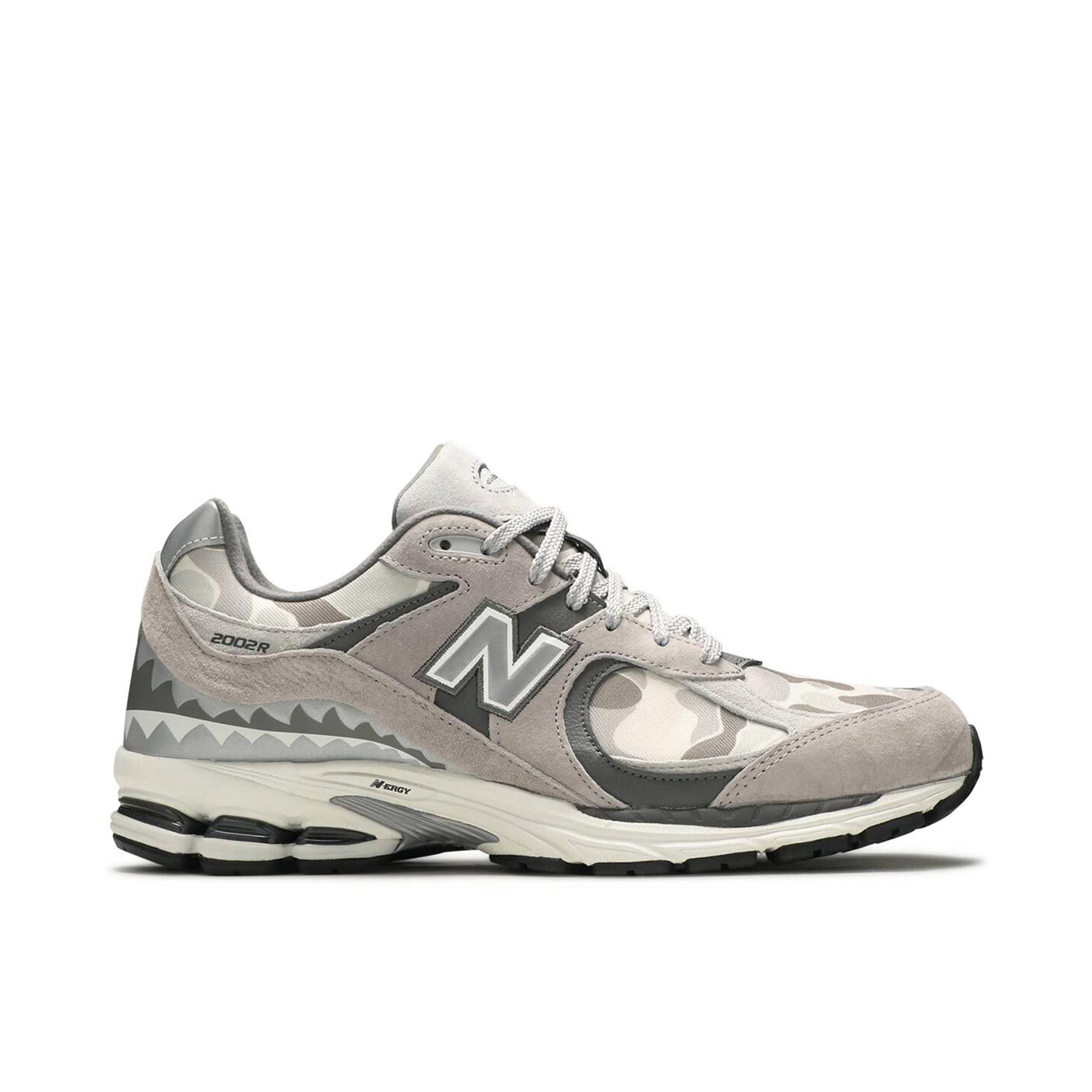 A BATHING APE × NEW BALANCE 2002R New Balance 2002R x BAPE Grey Camo | M2002RBG | Laced