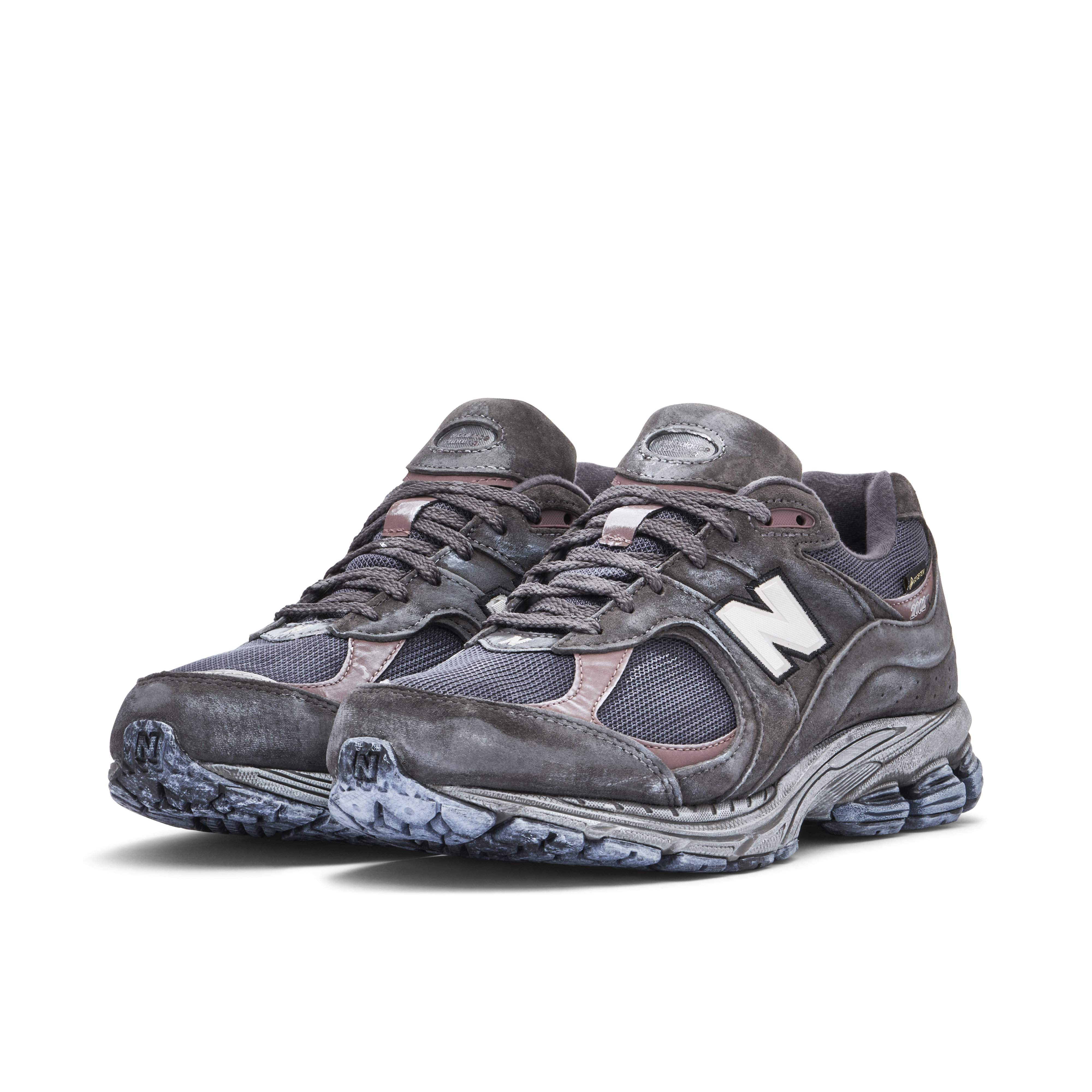 New Balance 2002R Gore-Tex Magnet Grey | M2002RXA | Laced