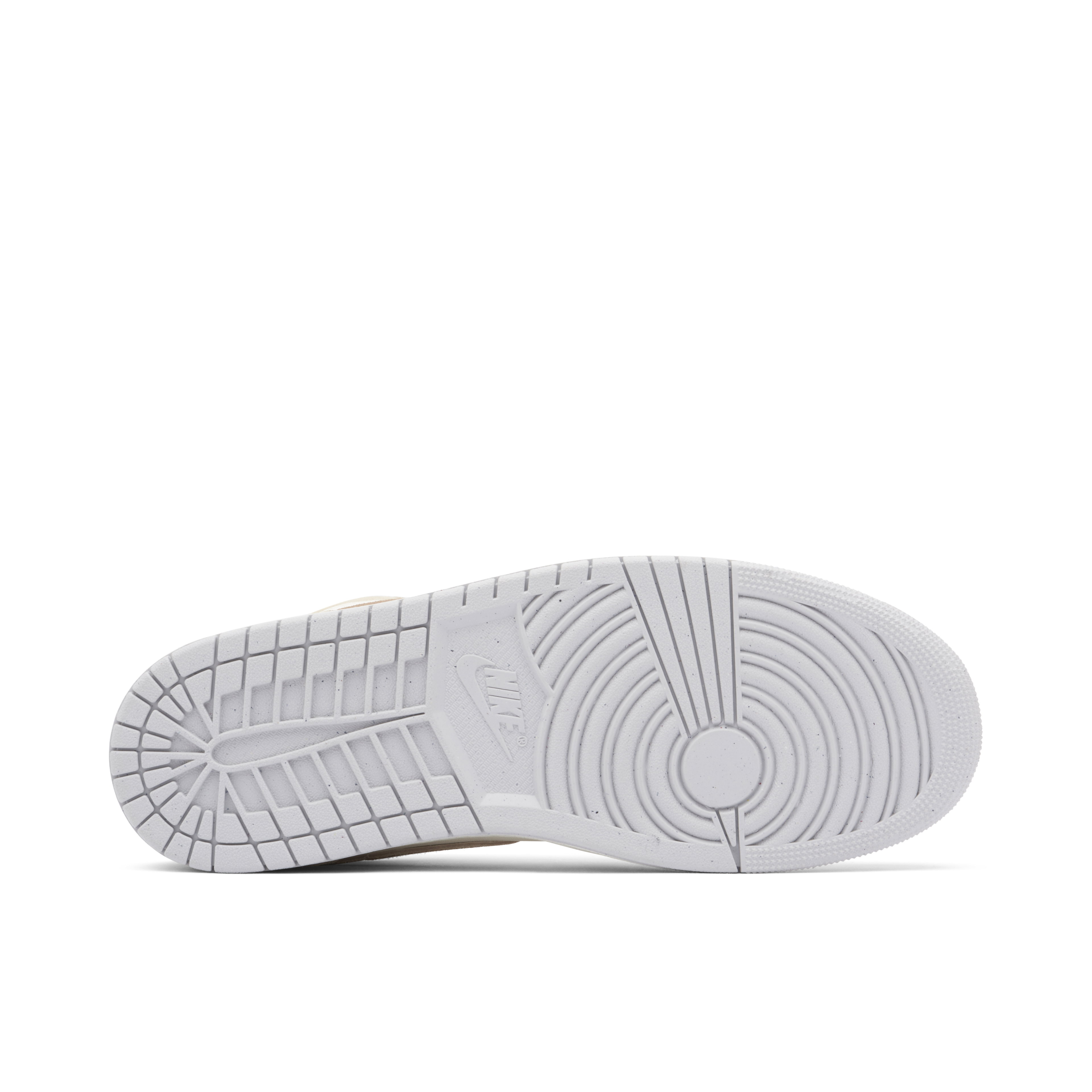 Air Jordan 1 Low SE Legend Light Brown