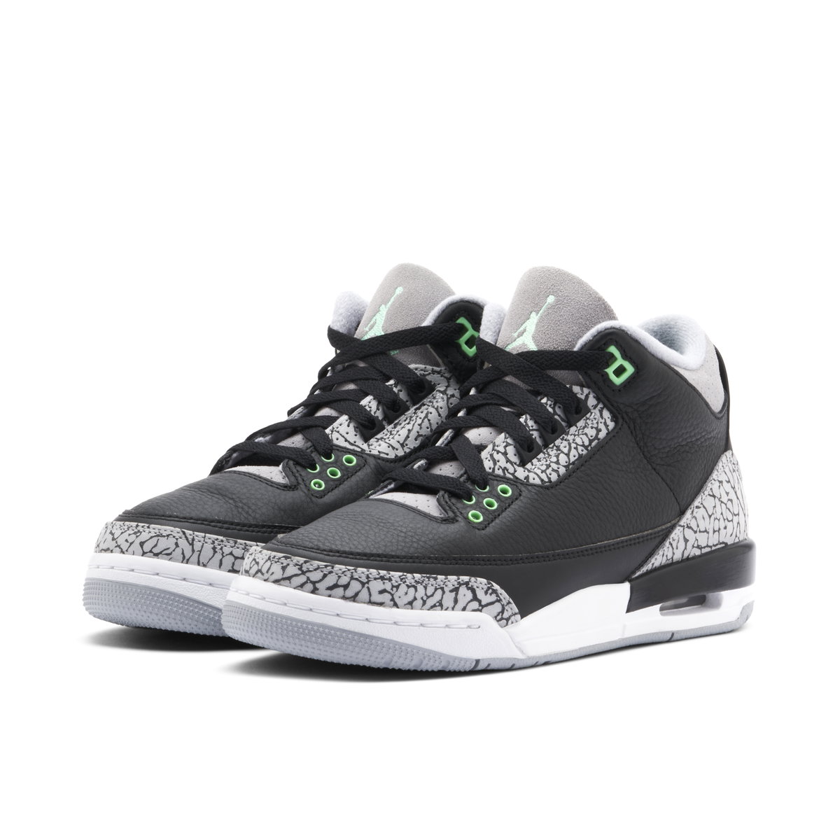 Air Jordan 3 Retro Green Glow GS | DM0967-031 | Laced display picture 1