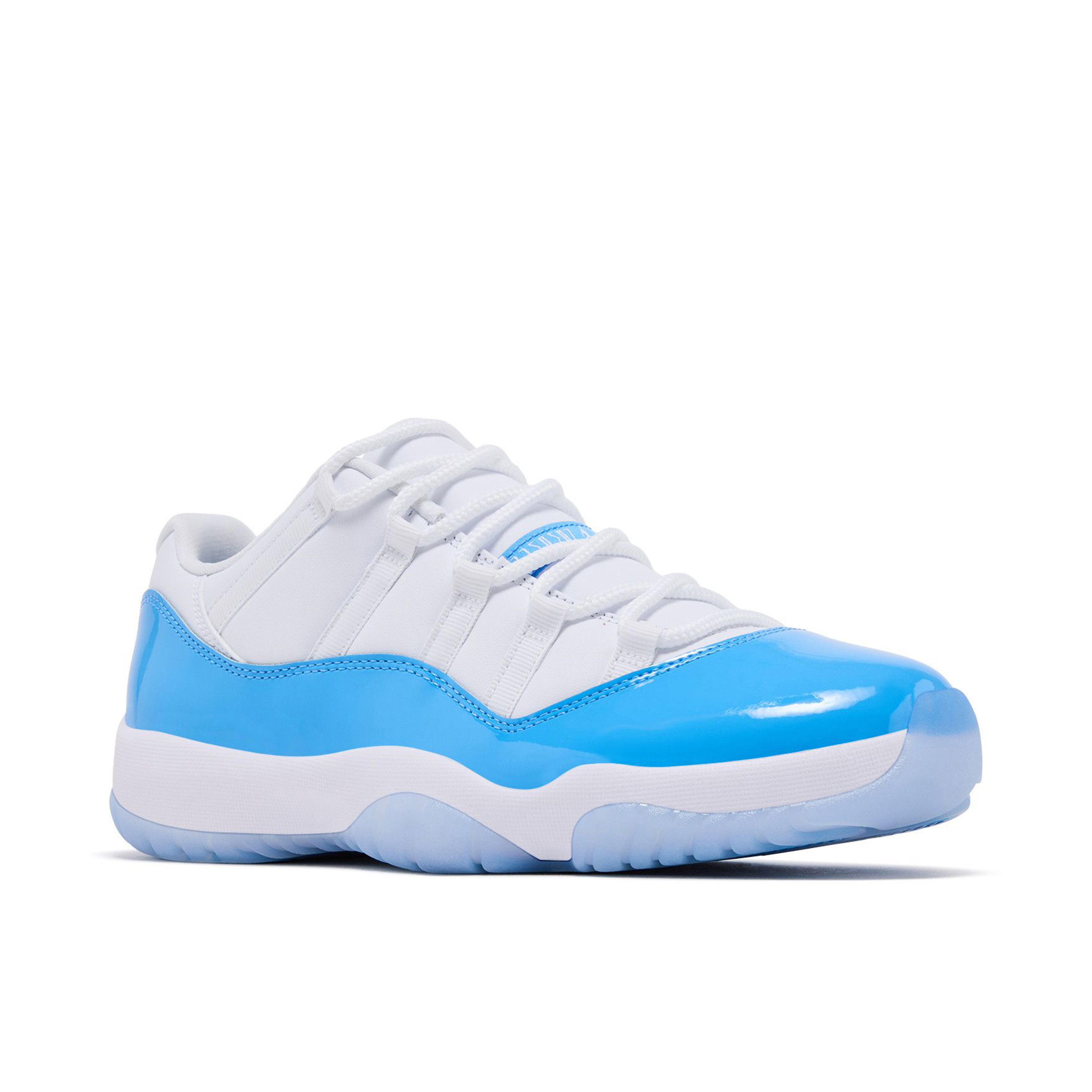 Air Jordan 11 Retro Low University Blue (2026)