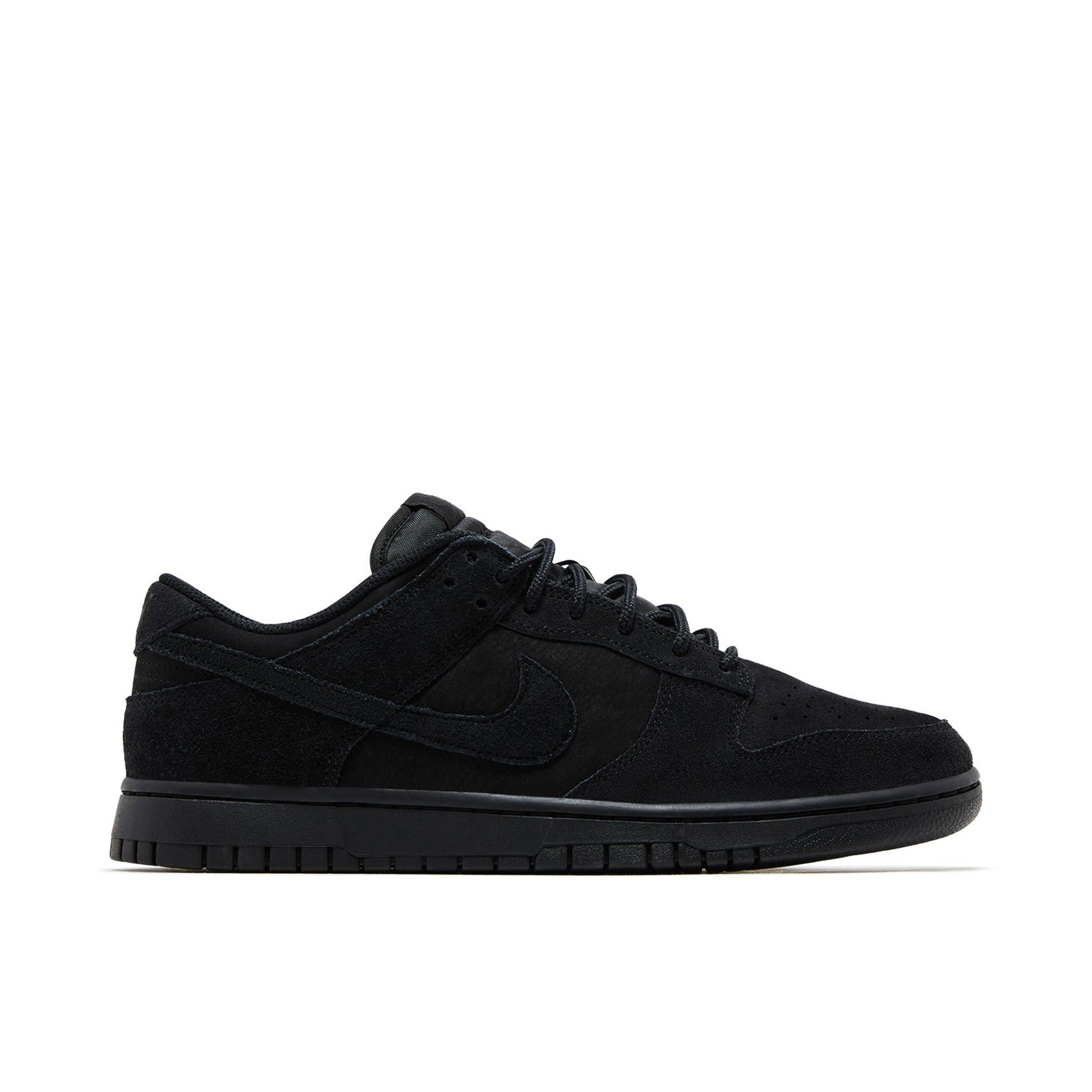Nike Dunk Low SE Triple Black