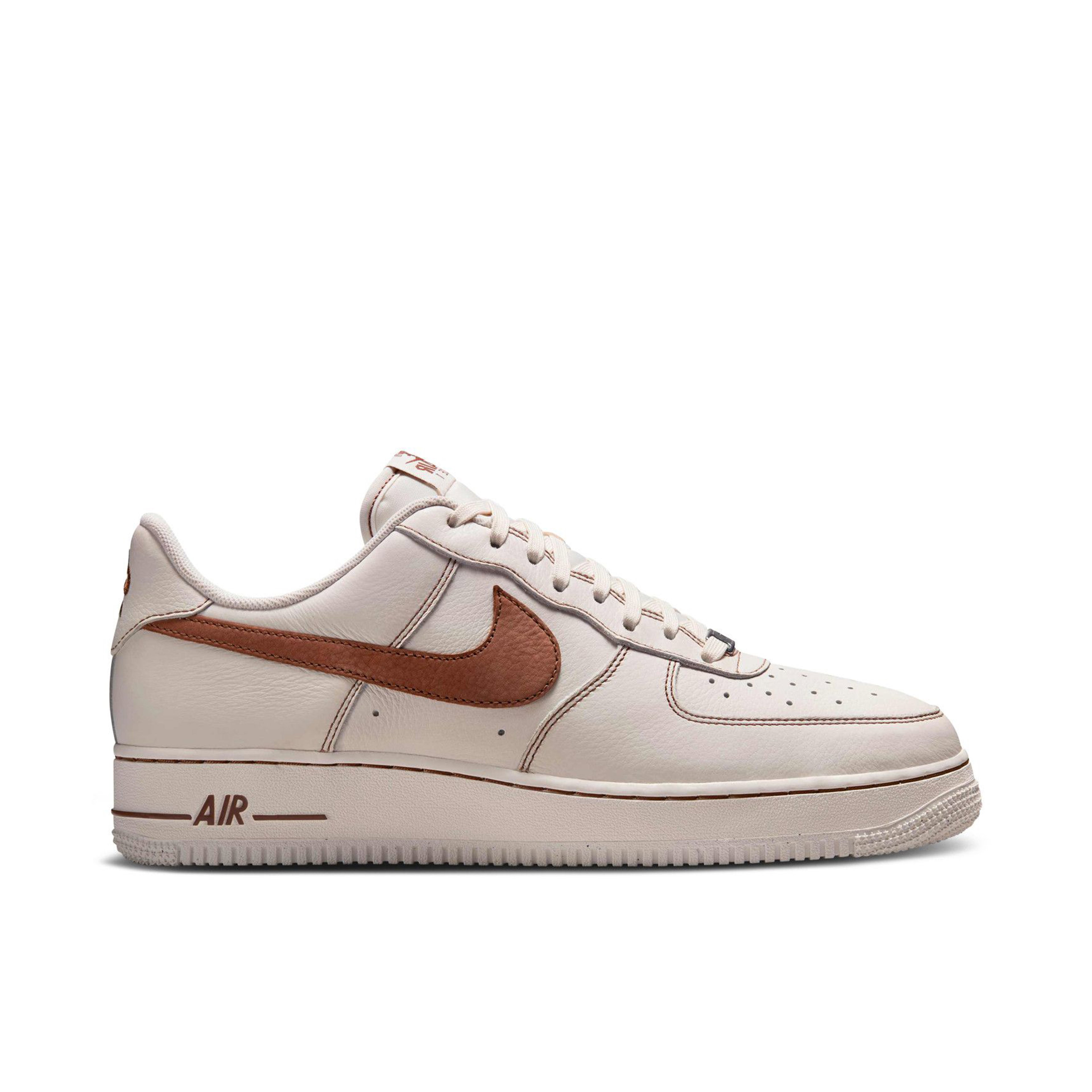 Nike Air Force 1 Low '07 LV8 Ivory Saddle Brown