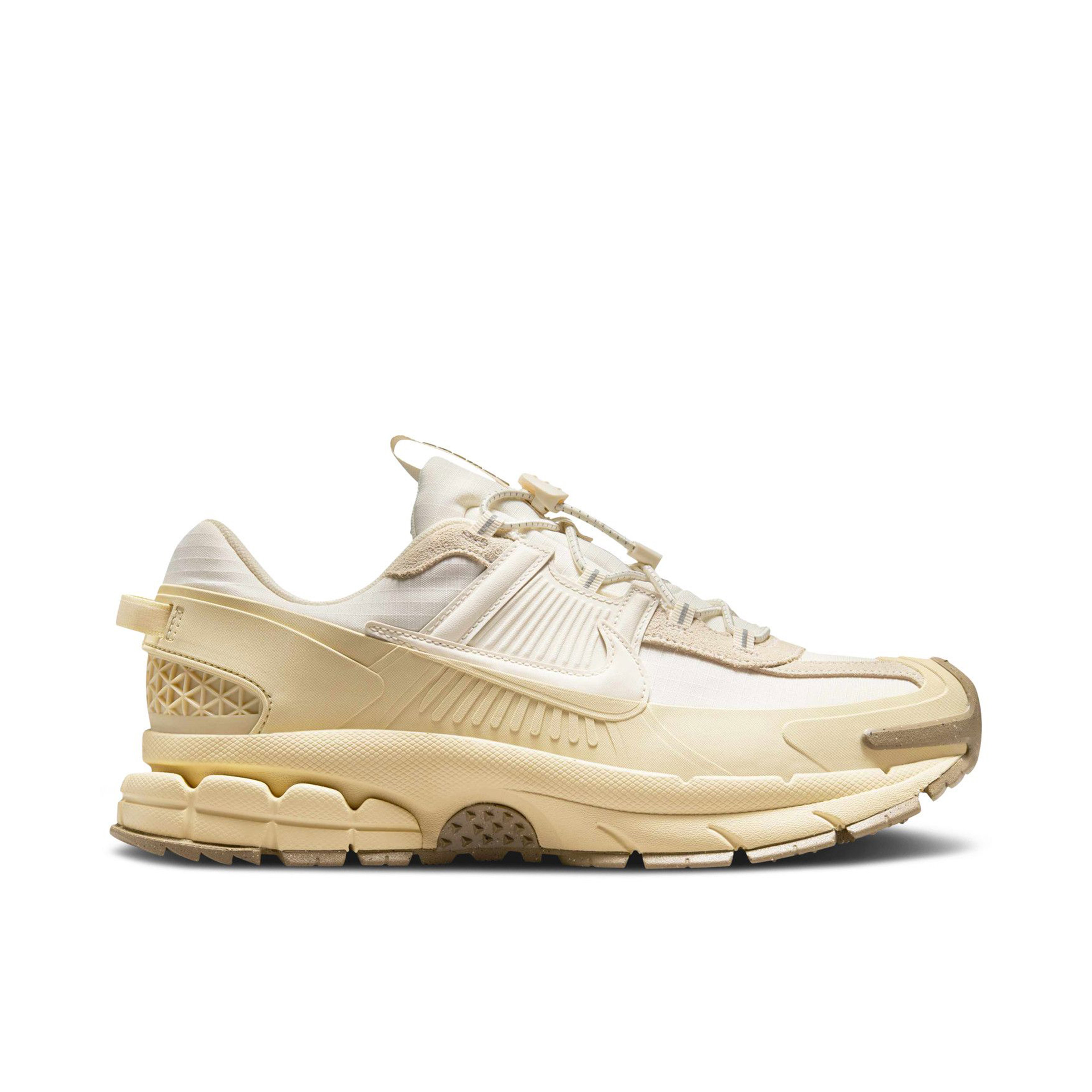 Nike Zoom Vomero Roam Pale Ivory Light Khaki