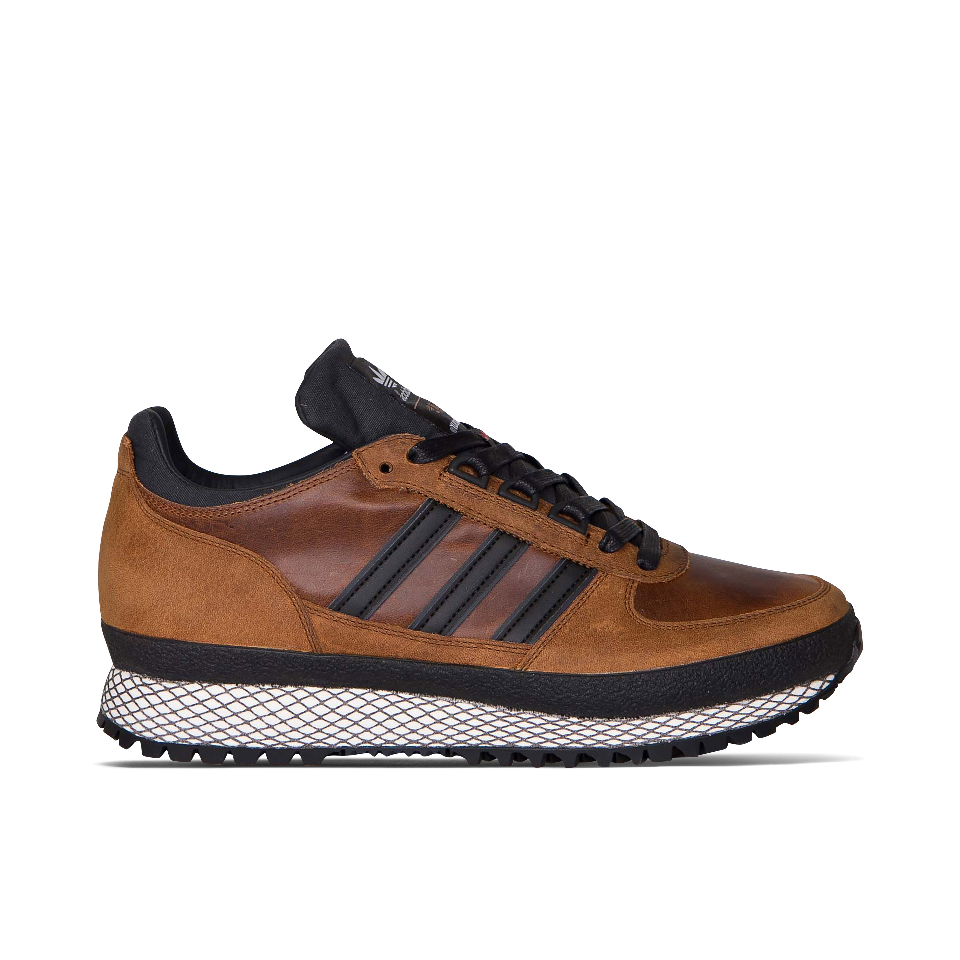 adidas x Barbour オイルドジャケット ブラウン adidas TS Runner x Barbour Brown | B41241 | Laced