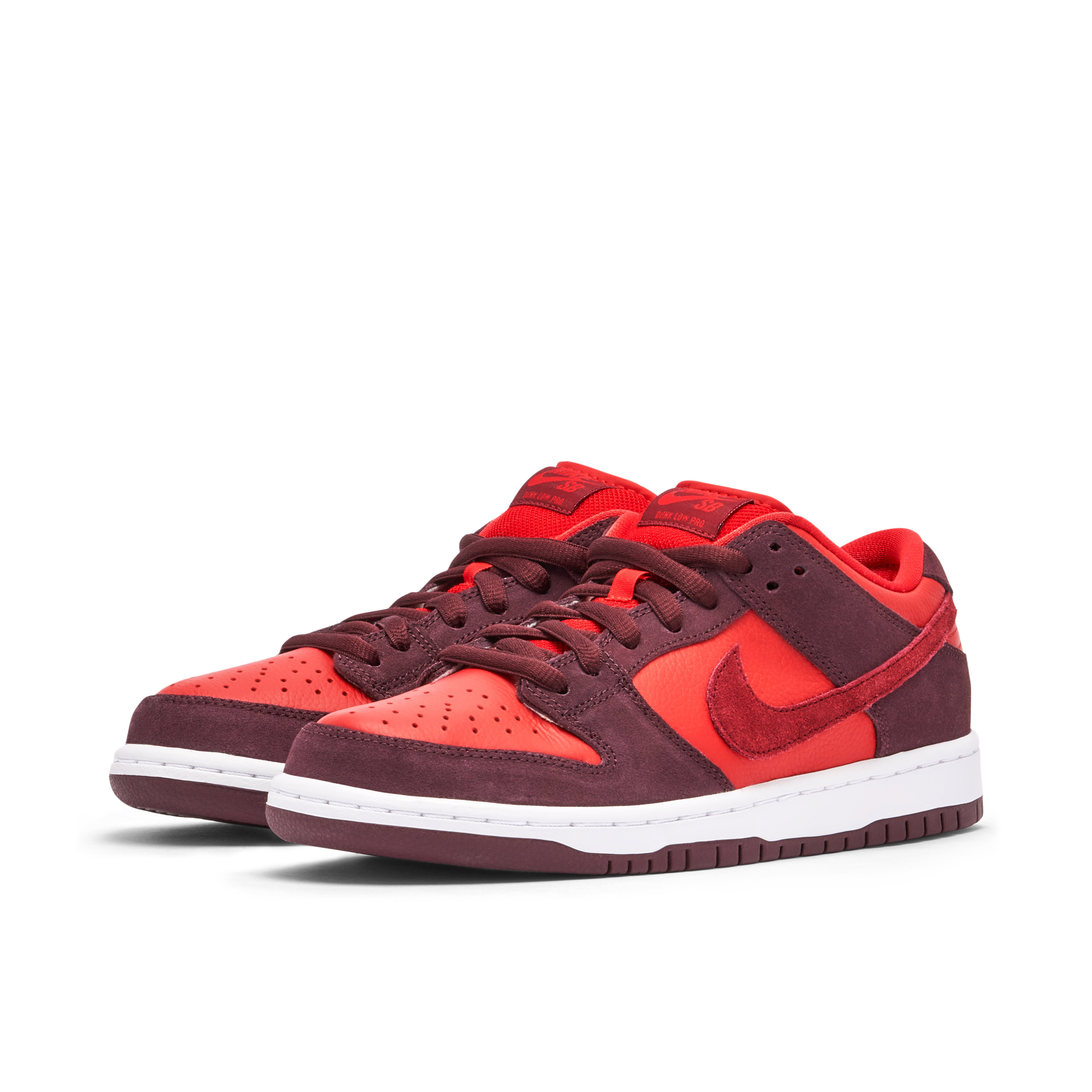 【レア】NIKE DUNK SB チェリー Nike SB Dunk Low Cherry | DM0807-600 | Laced