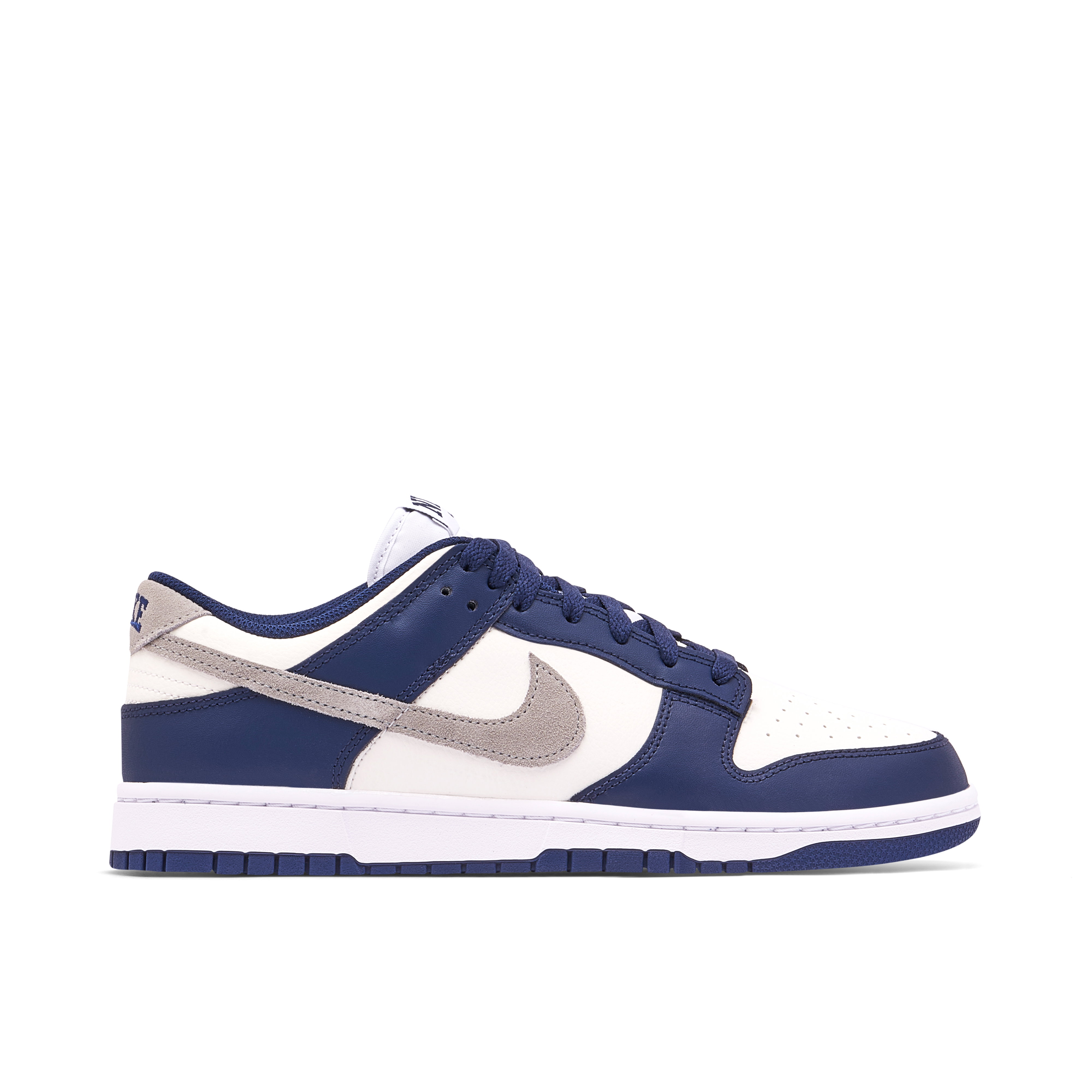 Nike SB Dunk Low Chicago | BQ6817-600 | Laced