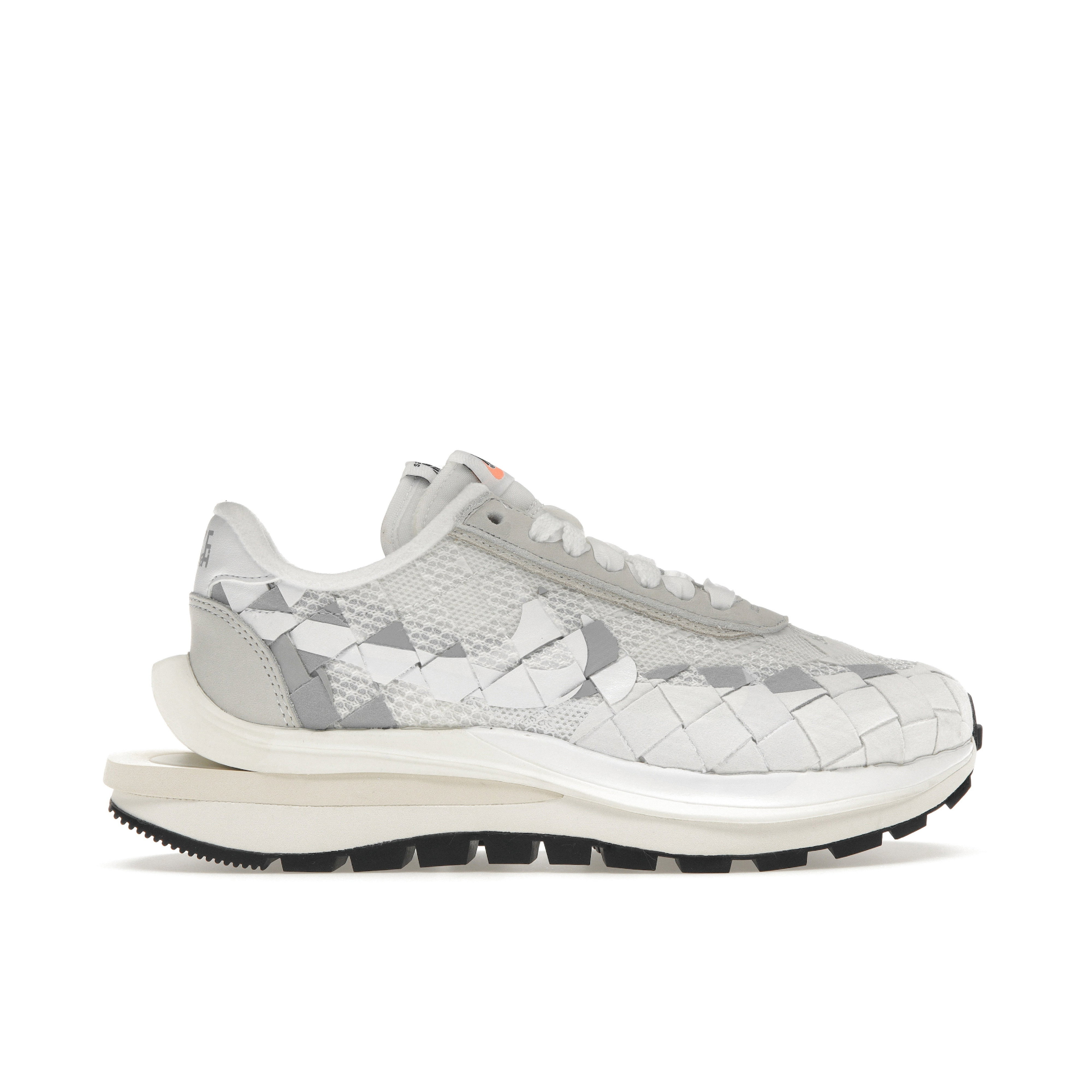 Nike VaporWaffle Woven x sacai x Jean Paul Gaultier White | DR5209
