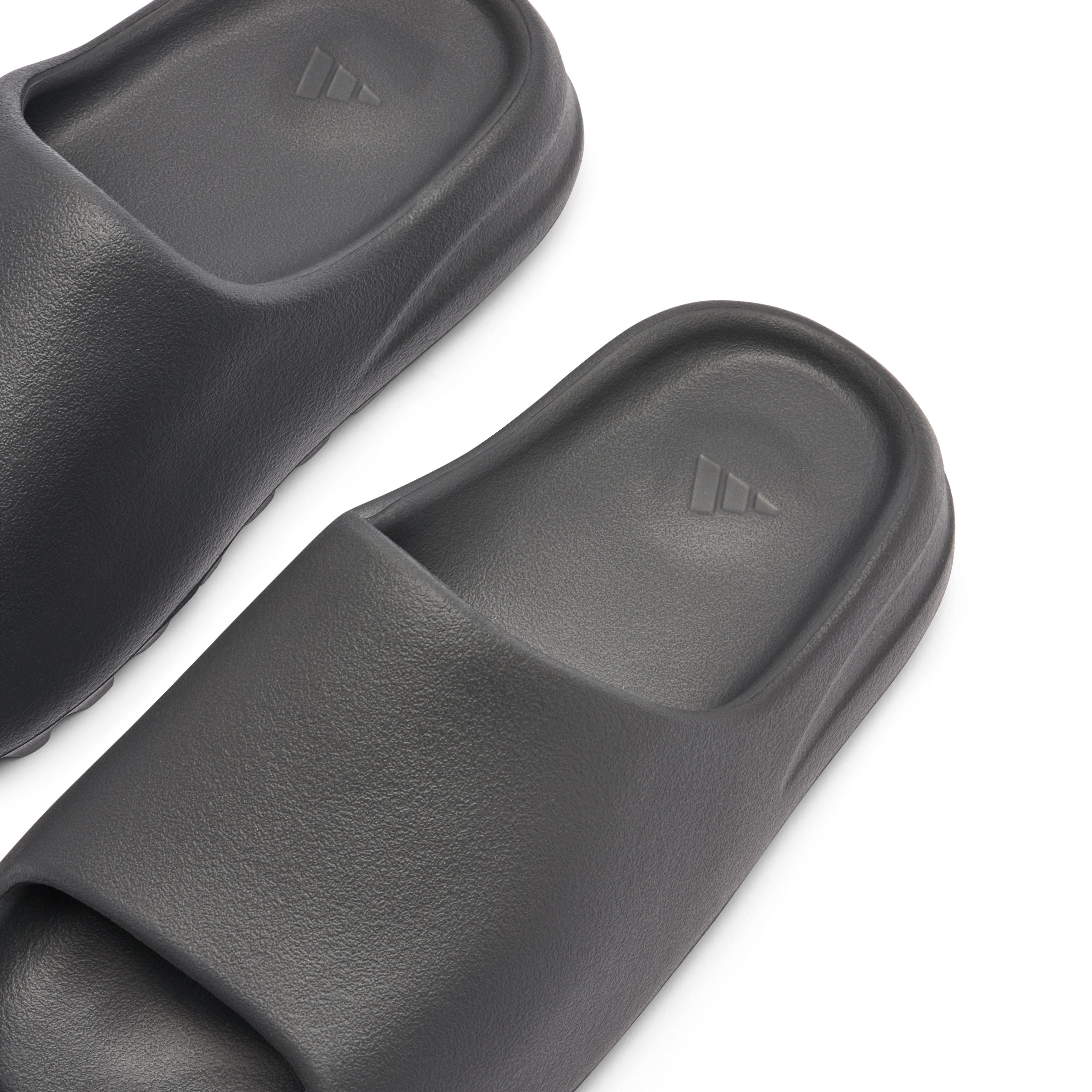 Yeezy Slide Onyx | HQ6448 | Laced