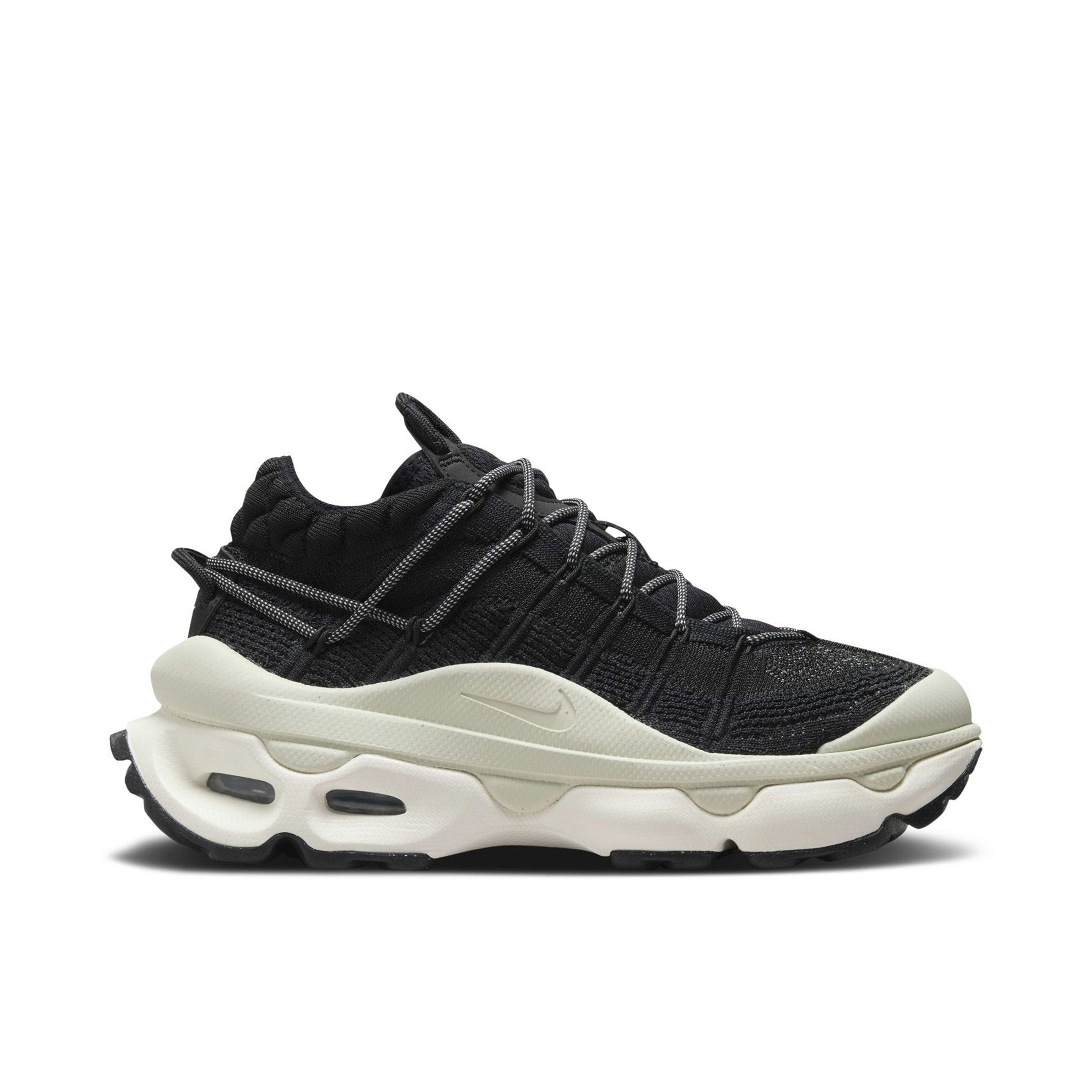 Nike Air Max Flyknit Venture Black Sail Womens